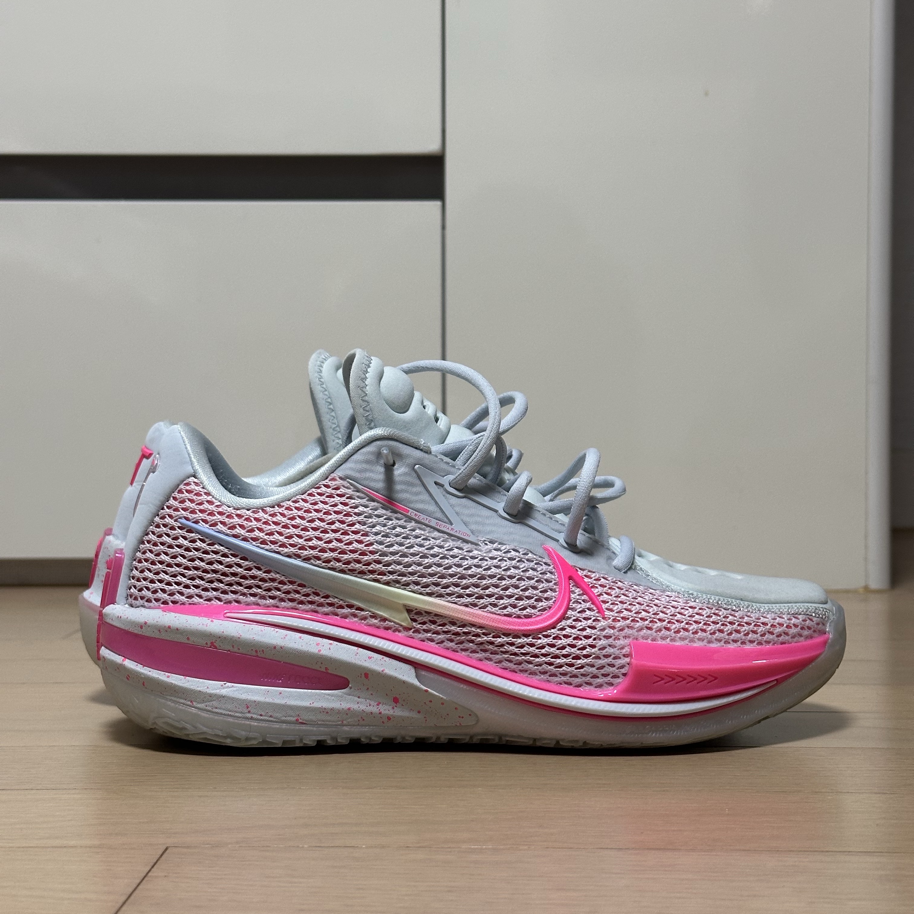 Nike Air Zoom GT Cut EP Pure Platinum Pink Flash 착용 스타일