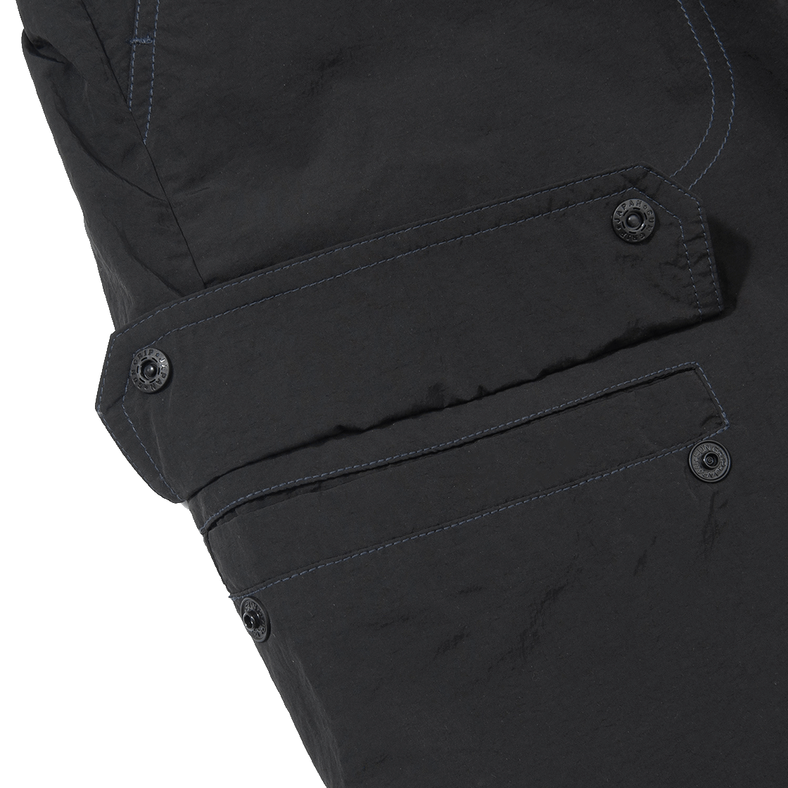 제로그램 마운트 플랩 카고 9부 팬츠 블랙(Zerogram Mount Flap Cargo Cropped Pants Black) - 4