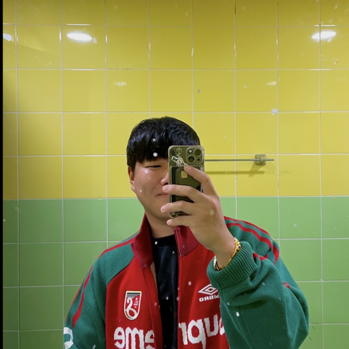 Supreme x Umbro Zip Up Sweater Red - 25SS 착용 스타일 - 3