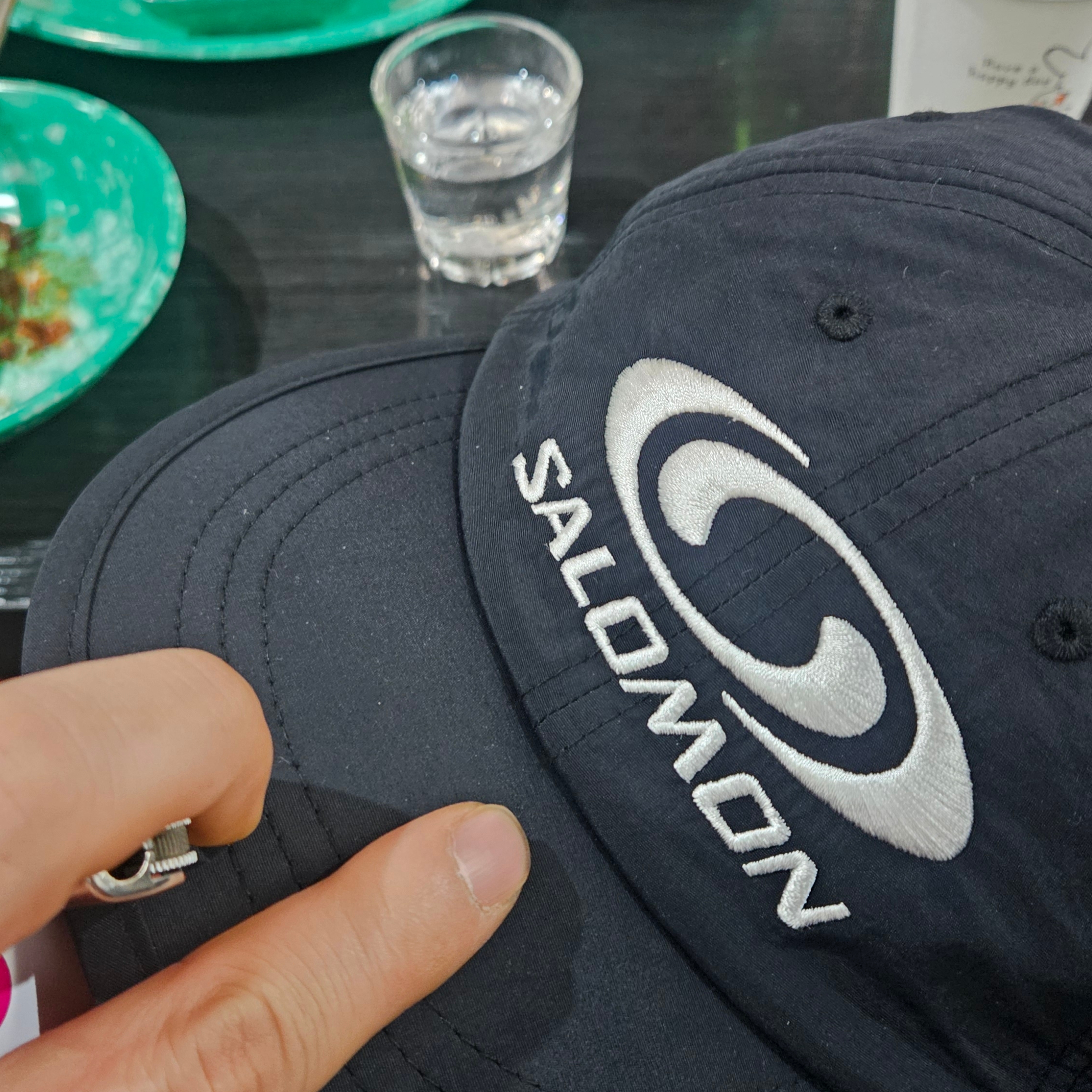Salomon Link 6 Panel Cap Black 착용 스타일