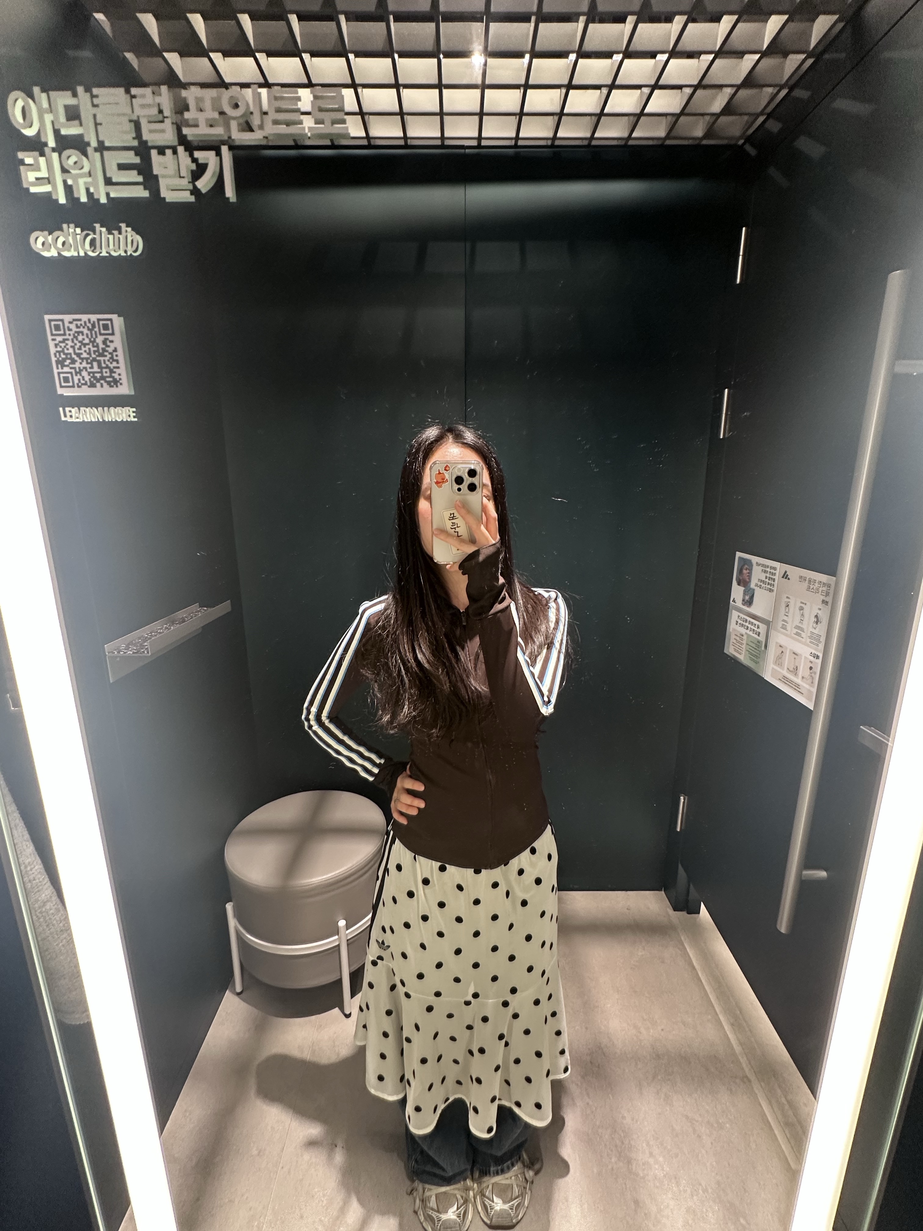 (W) Adidas Originals Sheer Polka Dot Skirt Off White - KR Sizing, (W) Balenciaga 3XL Sneakers Light Beige 착용 스타일 - 2