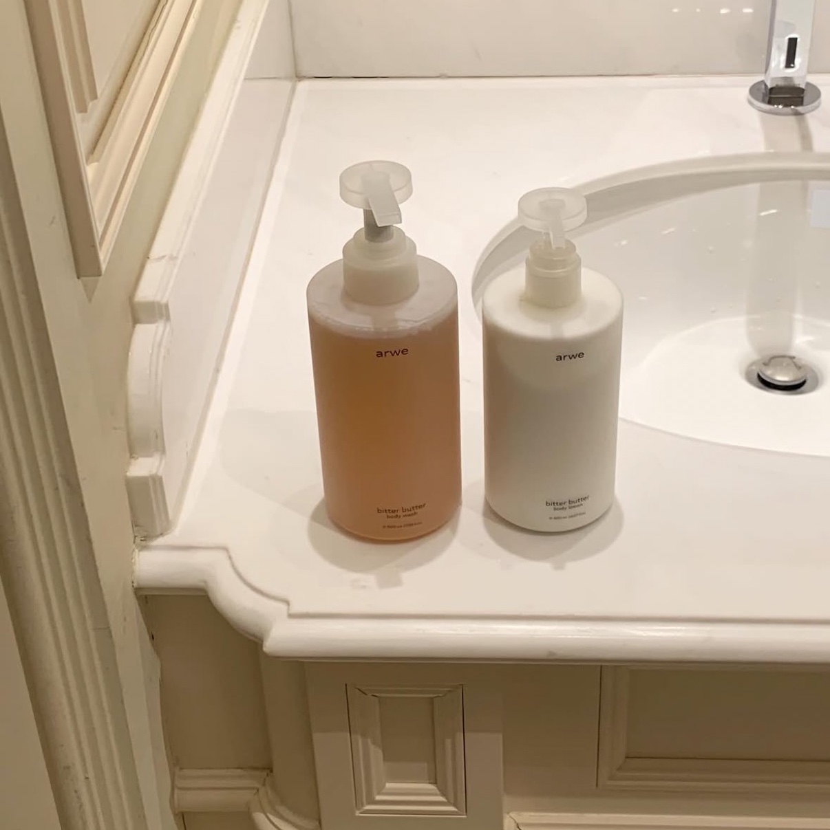 ARWE Bitter Butter Body Wash 500ml, ARWE Bitter Butter Body Lotion 400ml 착용 스타일