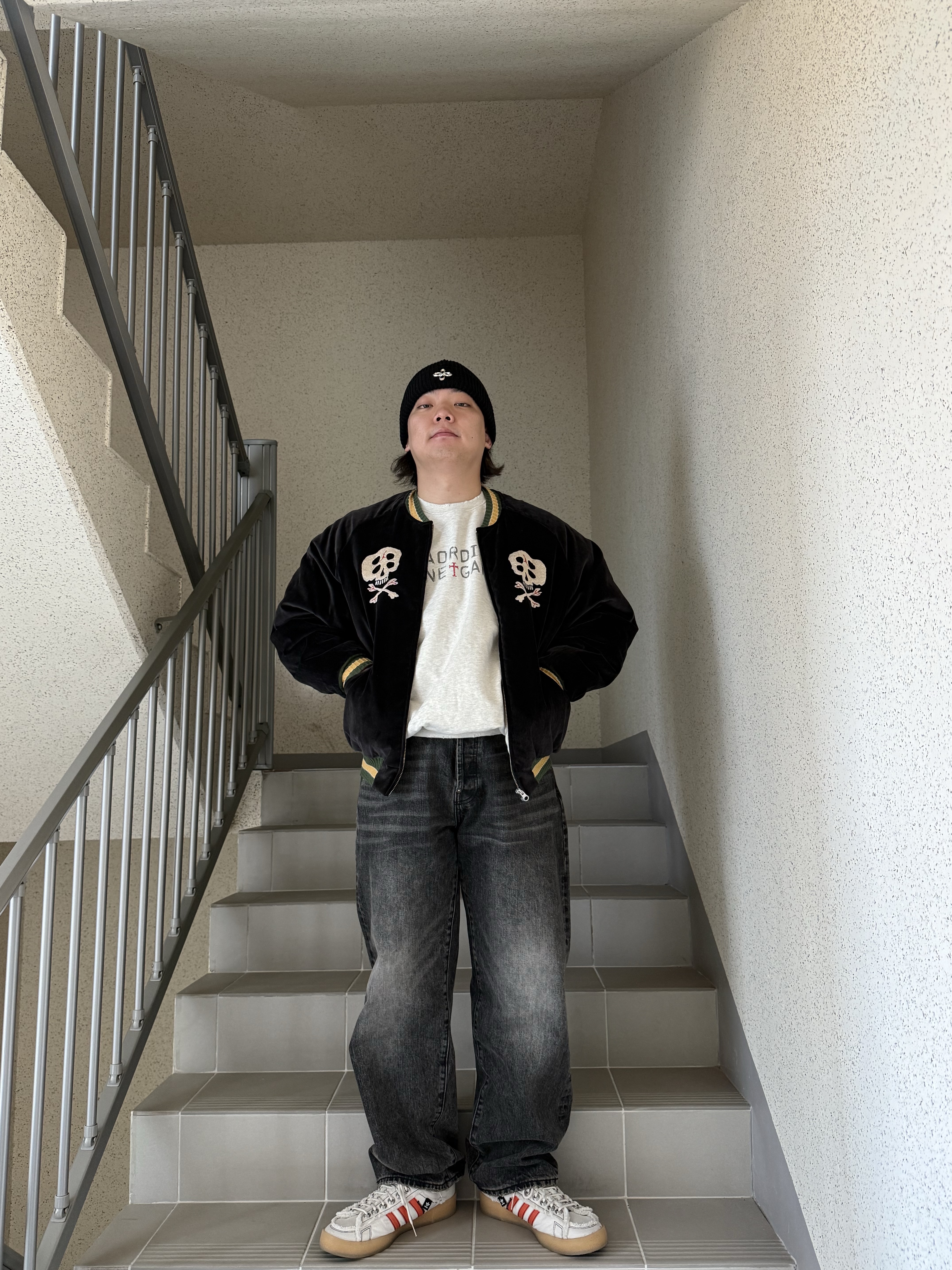 Adidas x Song for the Mute Campus 80s Bliss Core Black 착용 스타일 - 5