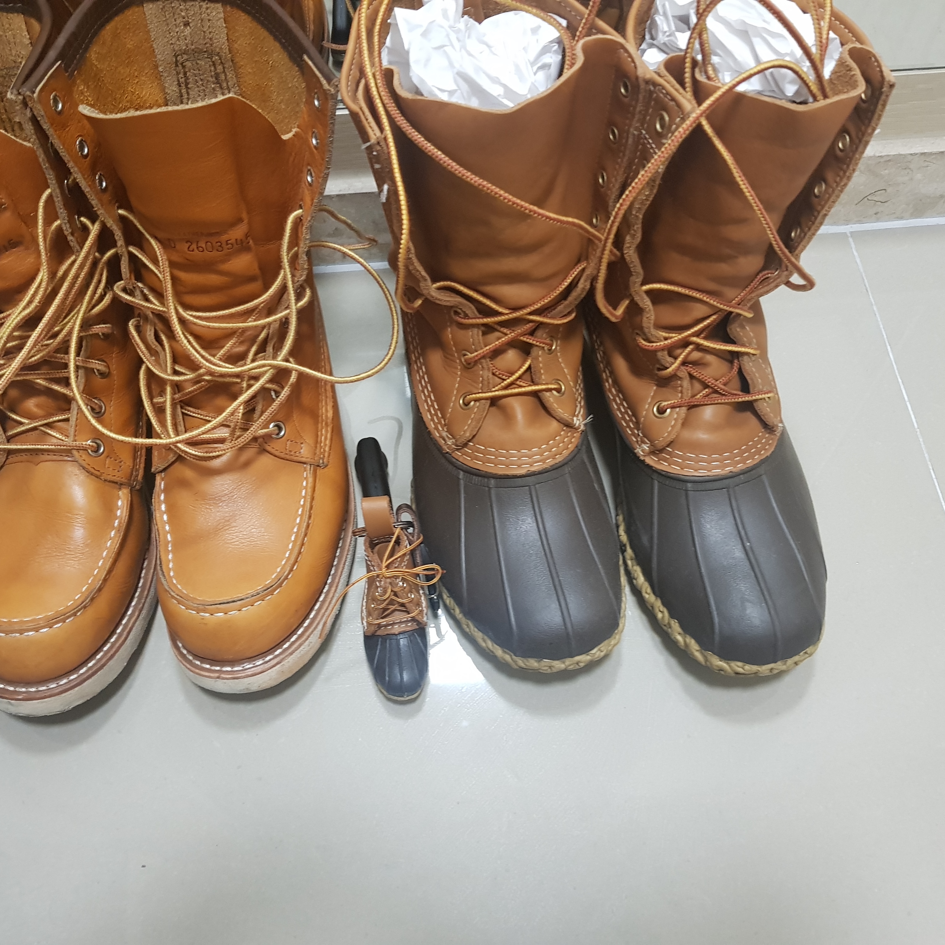 Red Wing 8 inch Classic Moc 8 inch Boot 0877 Oro Legacy - D, Paraboot Michael Lisse Marron 착용 스타일 - 8