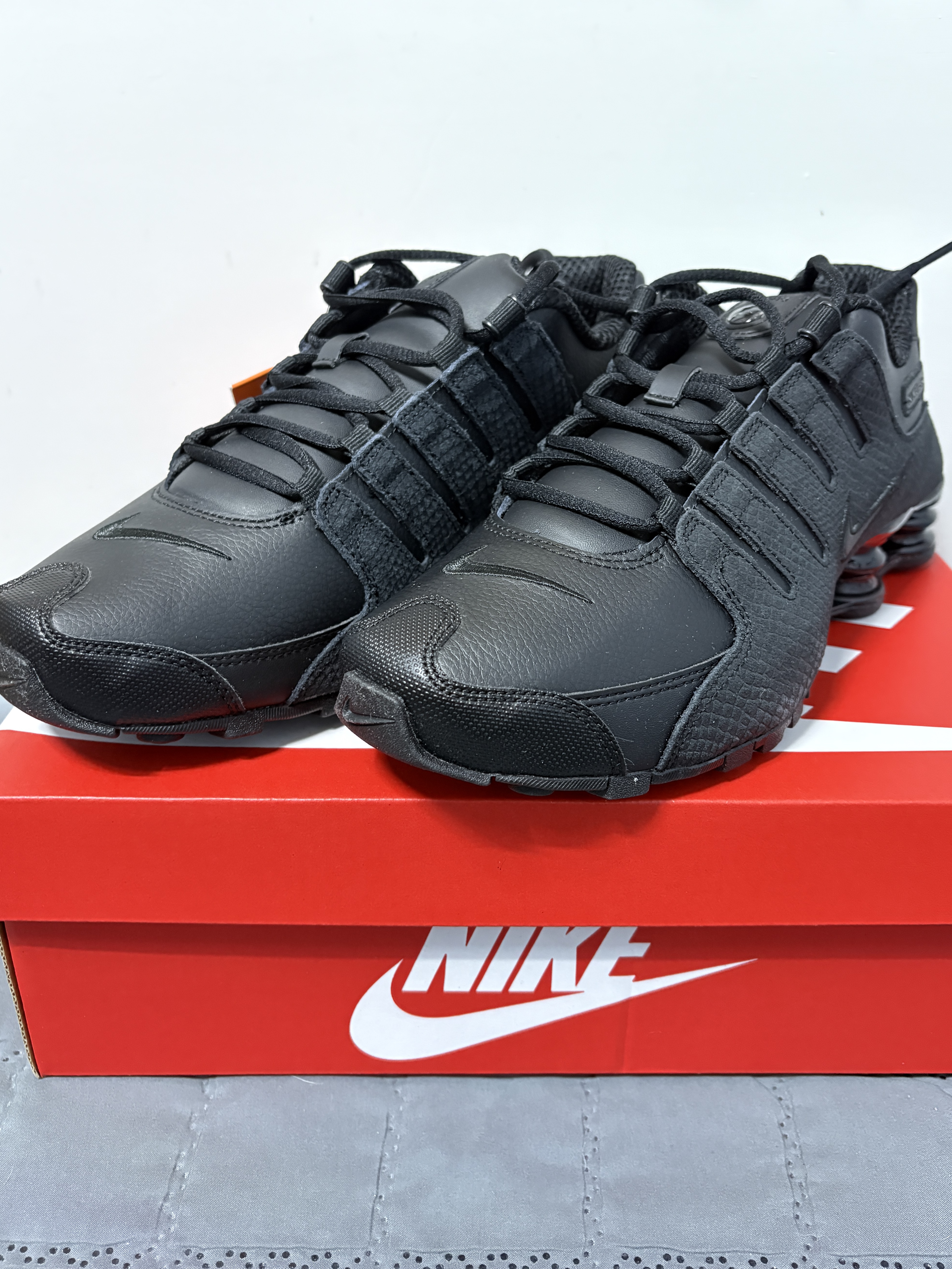 Nike Shox NZ Black 착용 스타일 - 7