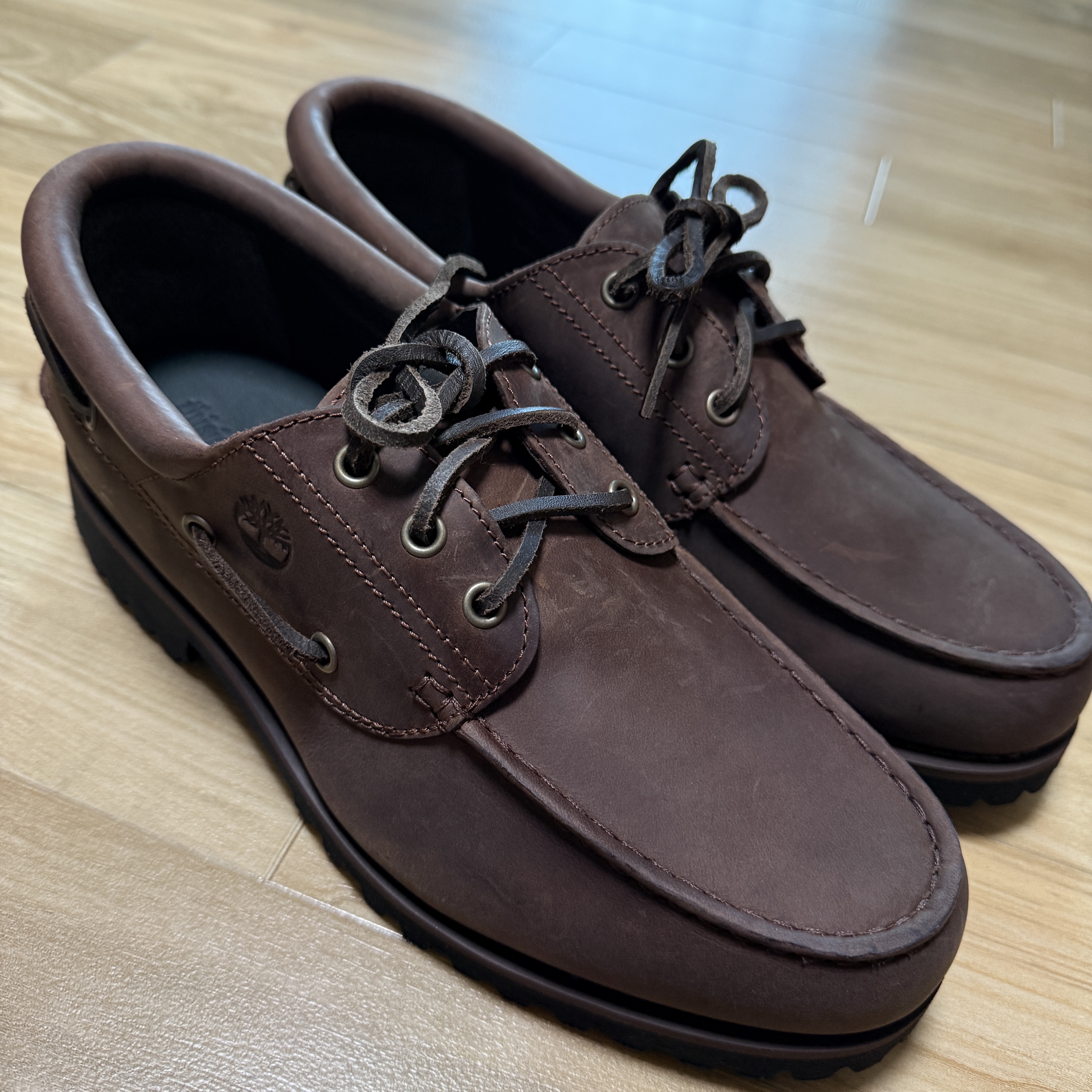 Timberland x Thisisneverthat 3-Eye Authentic Boat Shoes Brown - Wide 착용 스타일 - 2