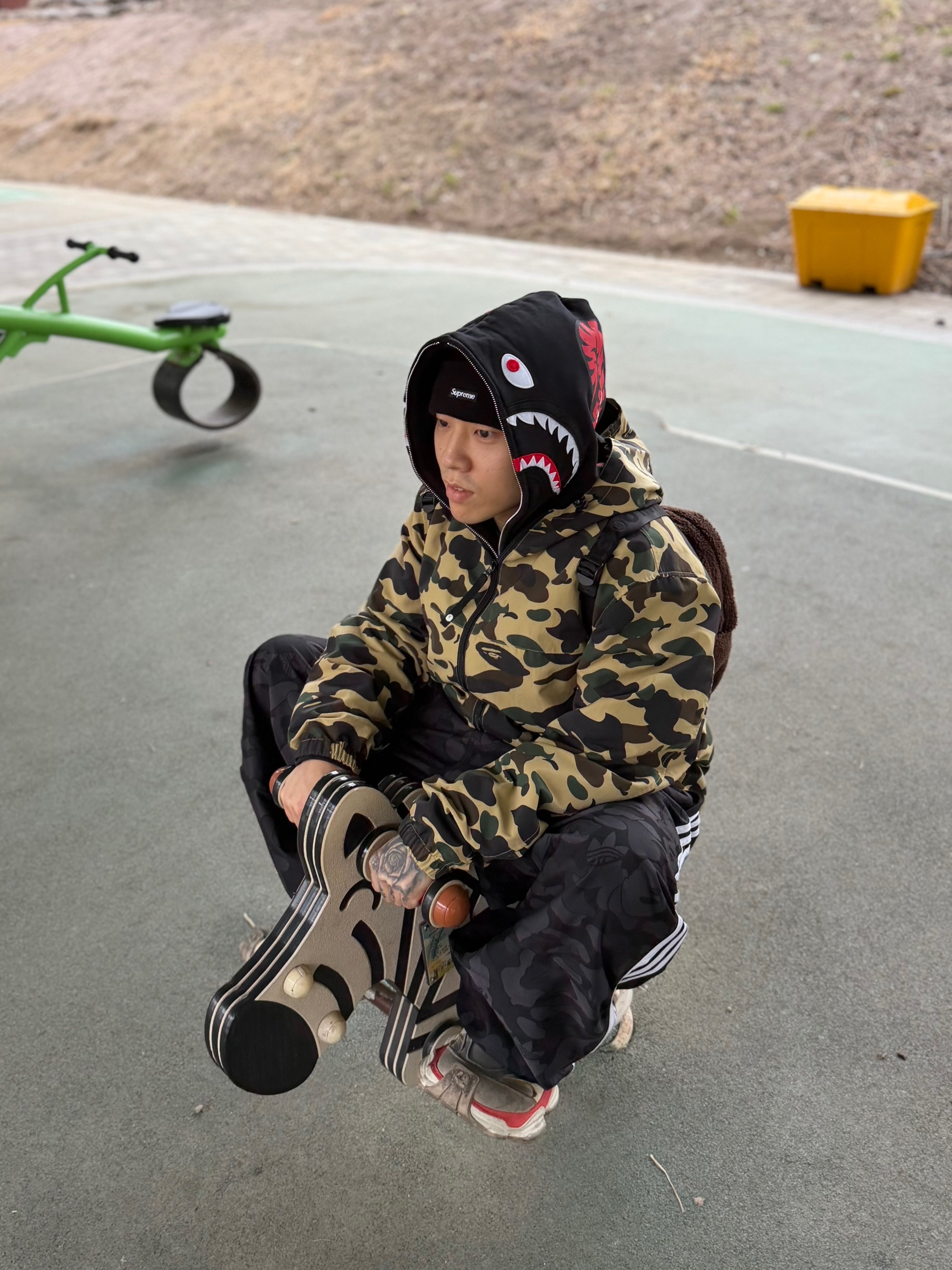 Adidas x BAPE Jacquard Pants Black - KR Sizing, Adidas x BAPE Ultimate Shark Hoodie Black - KR Sizing 착용 스타일 - 7