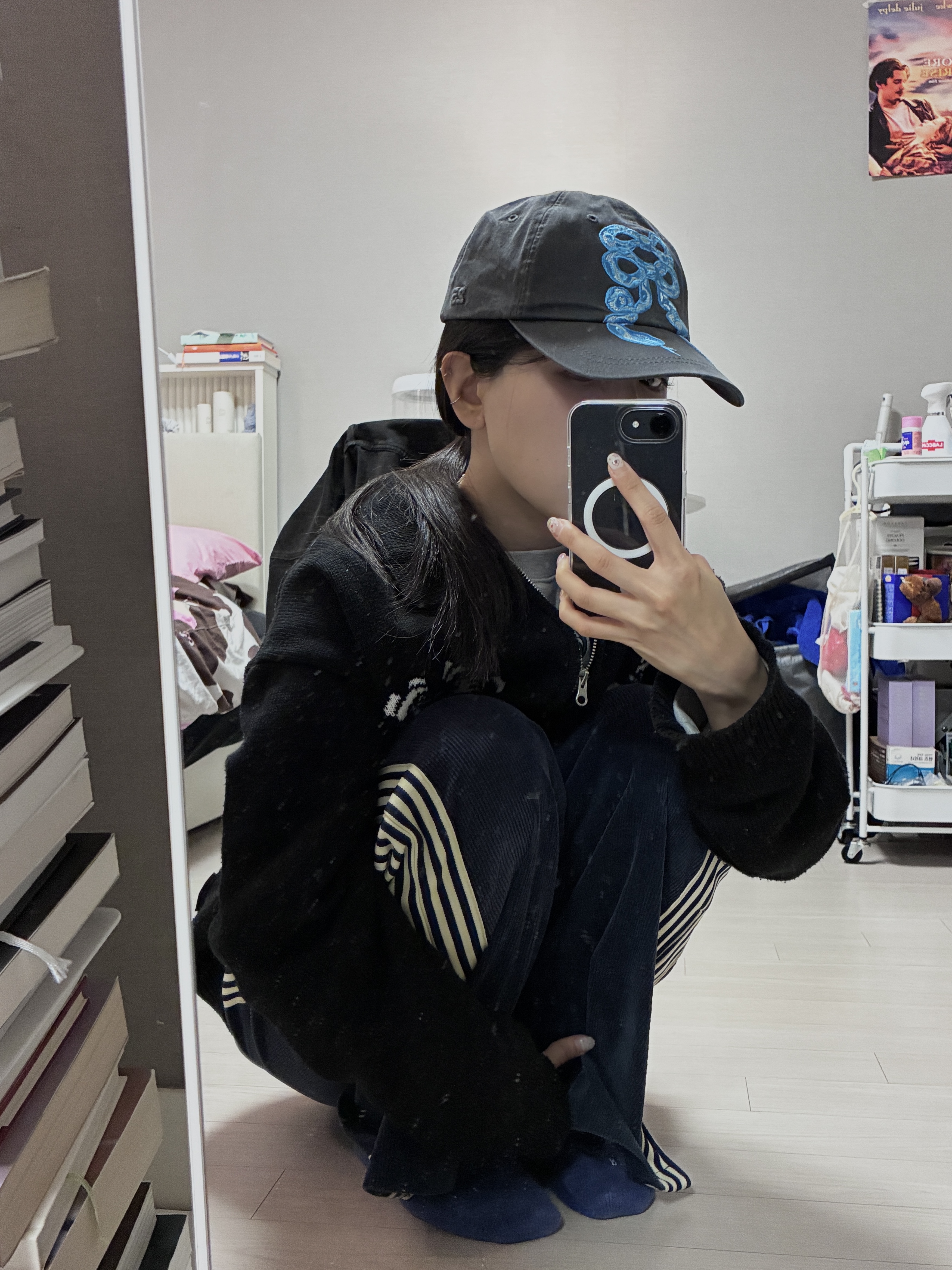Open Yy Blue Ribbon Snake Ball Cap Charcoal 착용 스타일