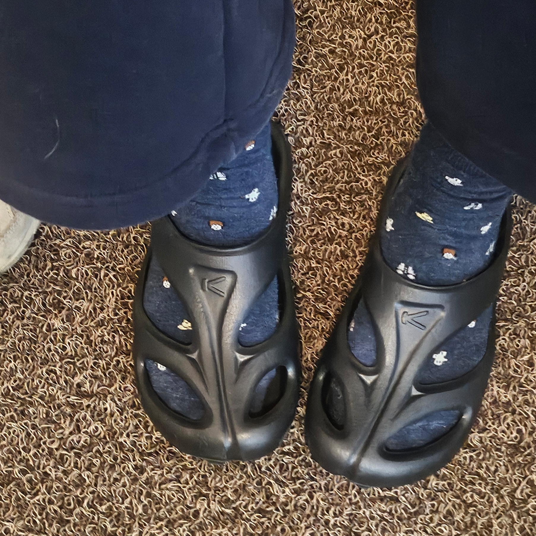 (W) Keen Shanti Black Dawn Blue 착용 스타일 - 2