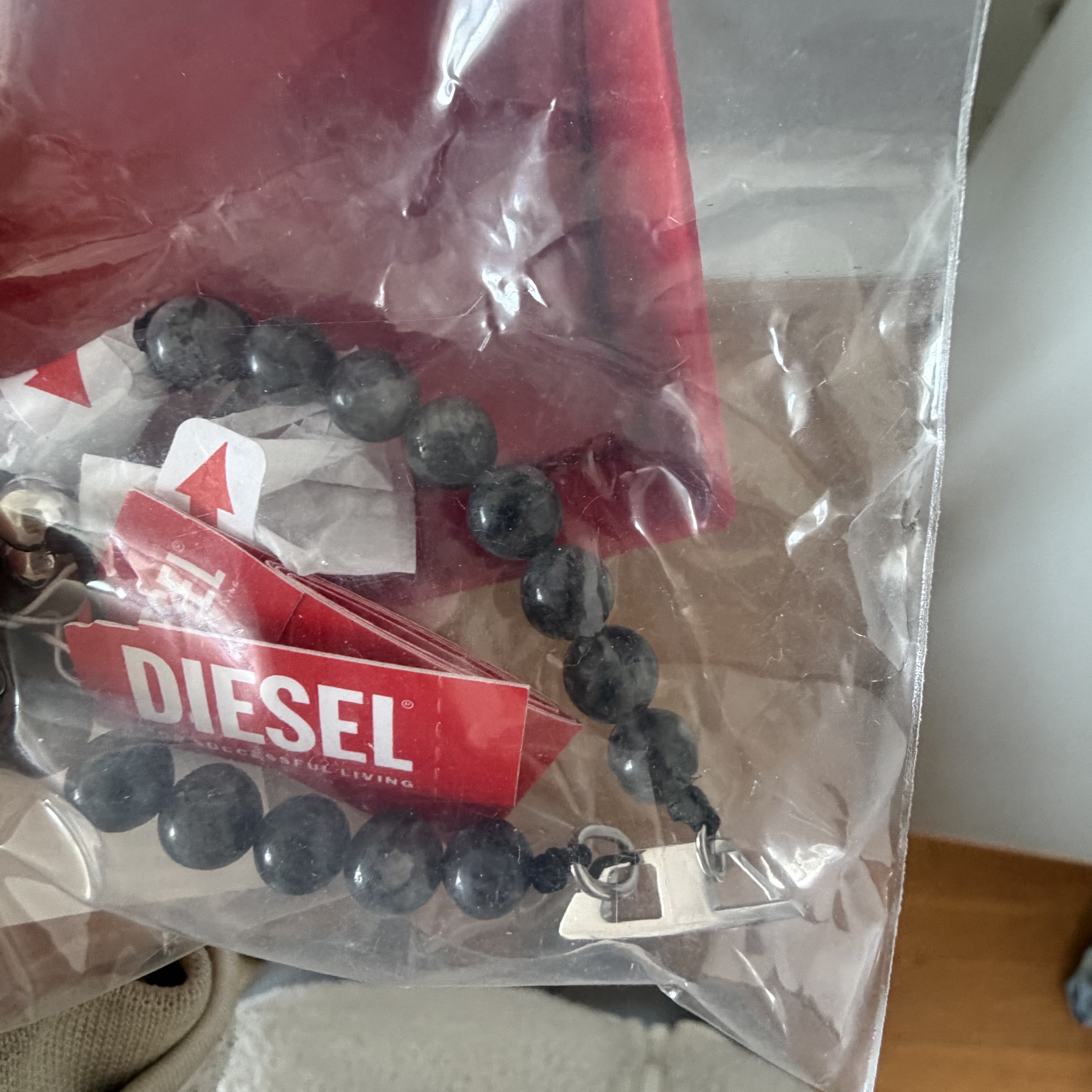 Diesel Dx1339 Labradorite Beaded Bracelet Multicolor 착용 스타일