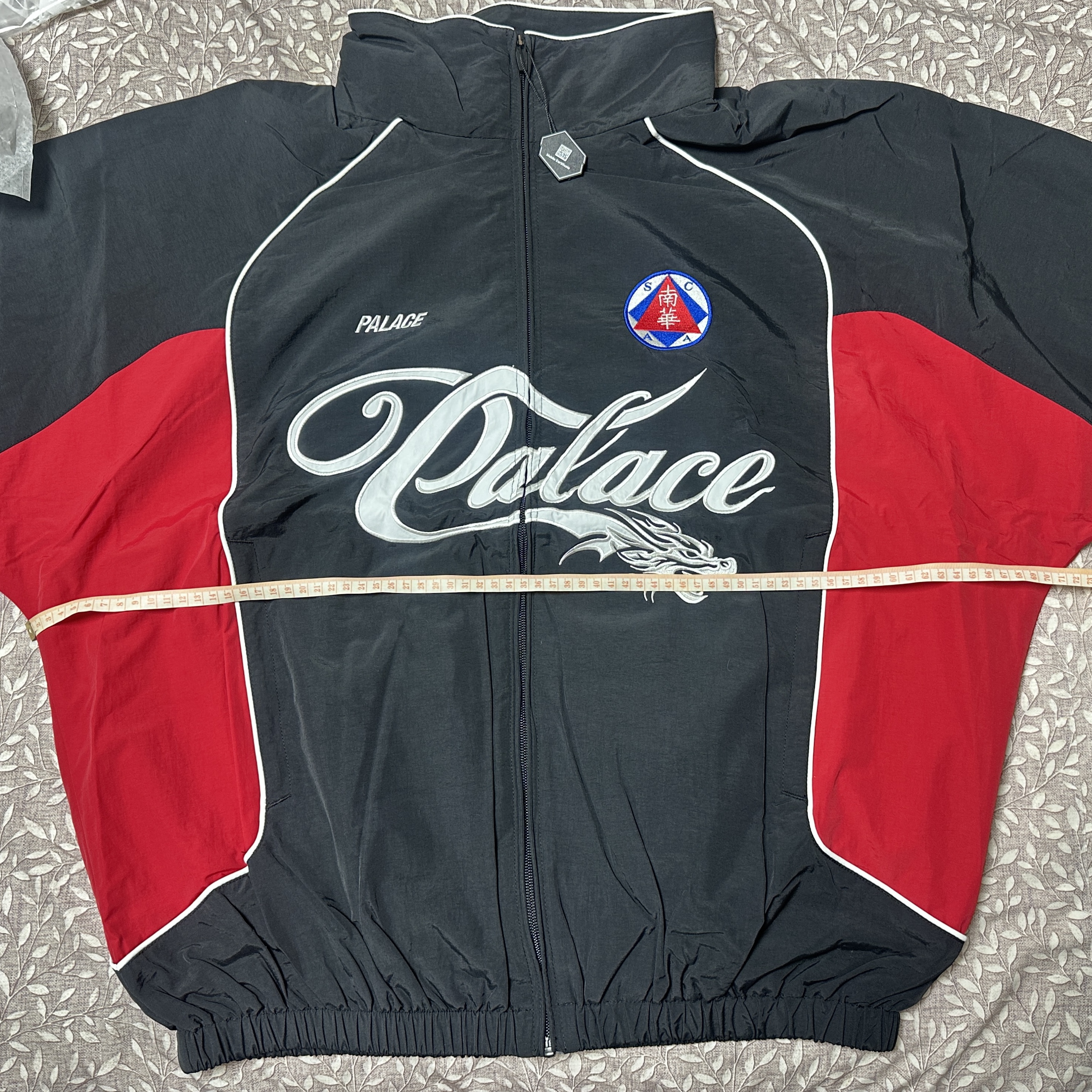 Palace Hong Kong Track Jacket Black - 26SS 착용 스타일 - 1