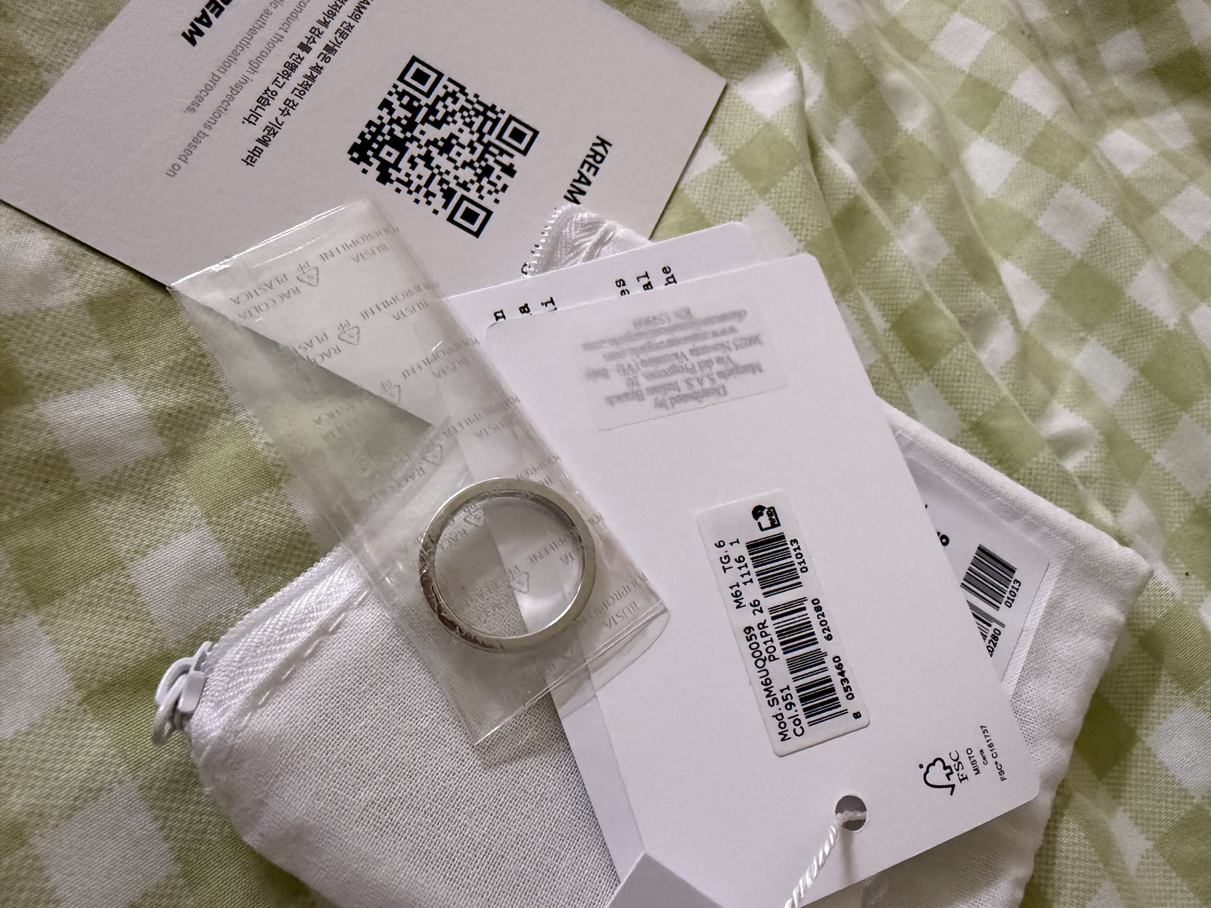 (W) MM6 Maison Margiela Numeric Minimal Signature Ring Silver Palladium 착용 스타일