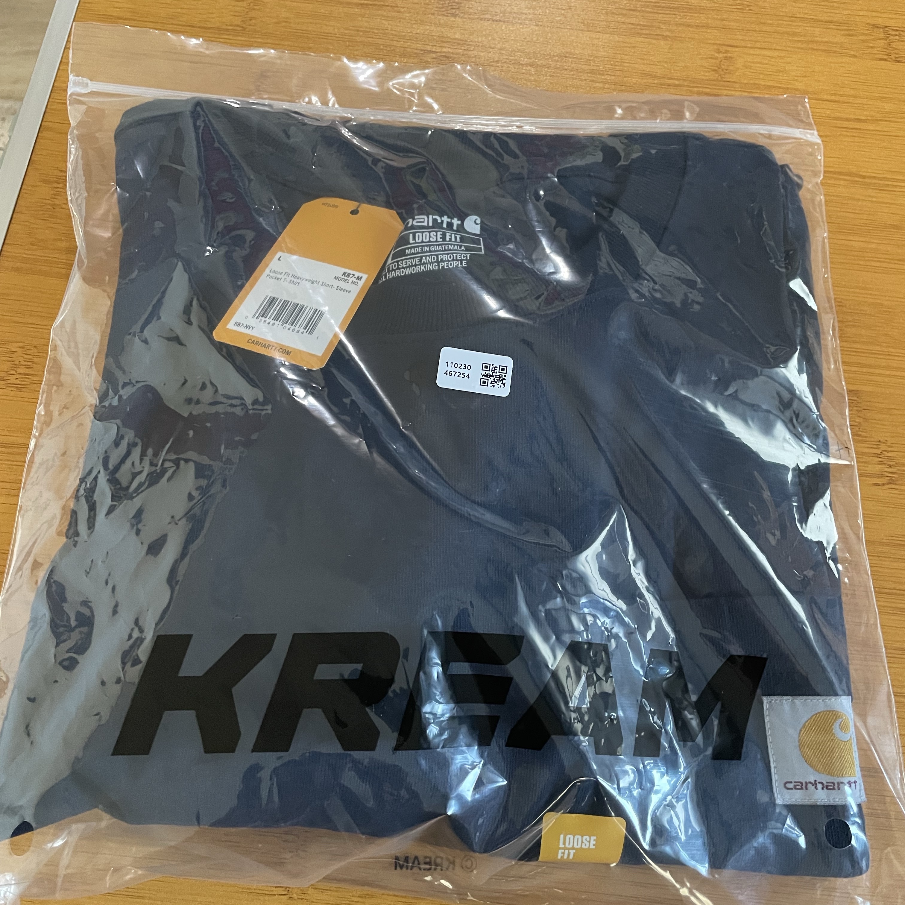 Carhartt Loose Fit Heavyweight Regular Short Sleeve Pocket T-Shirt Navy 착용 스타일 - 2