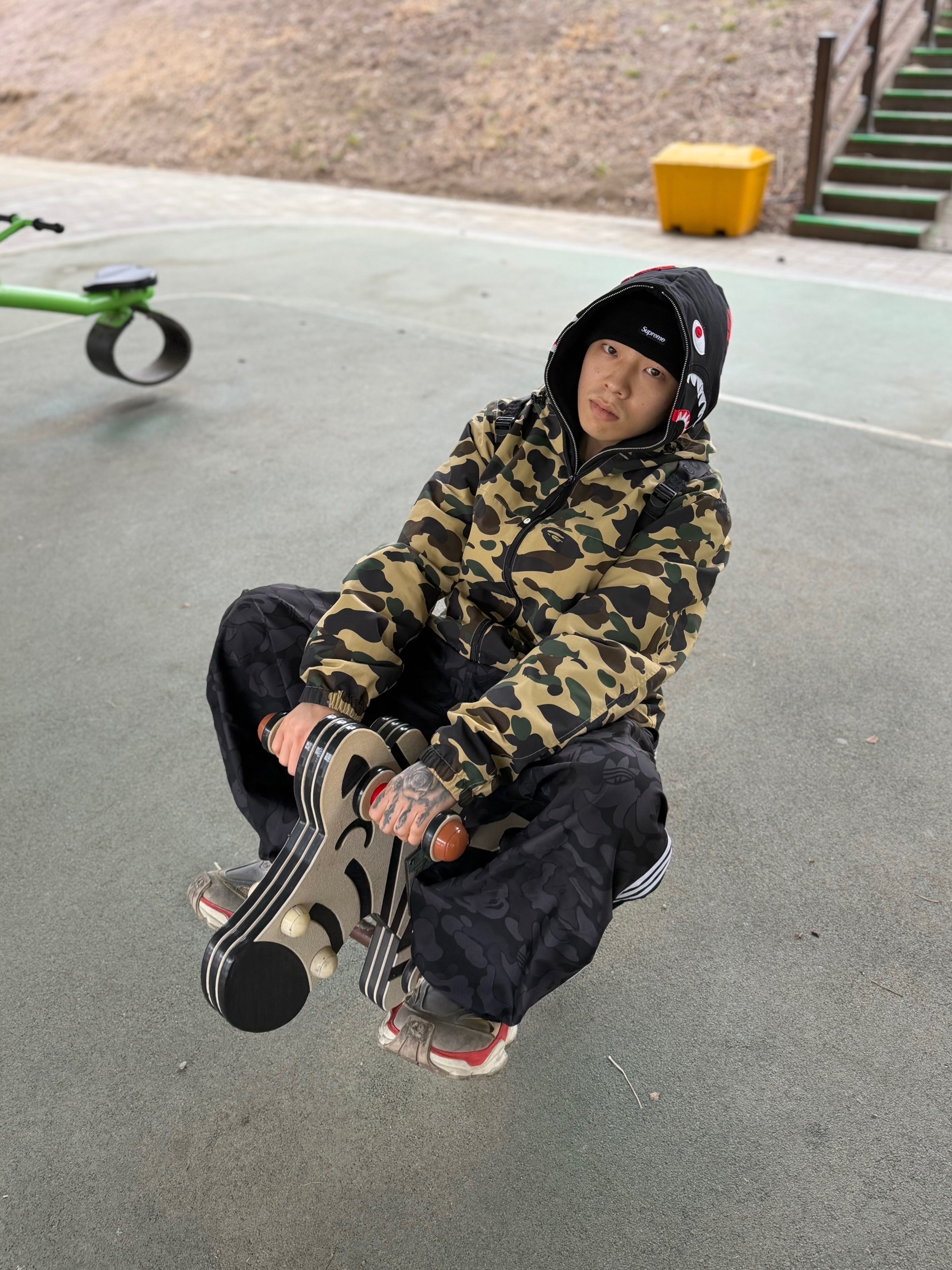 Adidas x BAPE Jacquard Pants Black - KR Sizing, Adidas x BAPE Ultimate Shark Hoodie Black - KR Sizing 착용 스타일 - 1