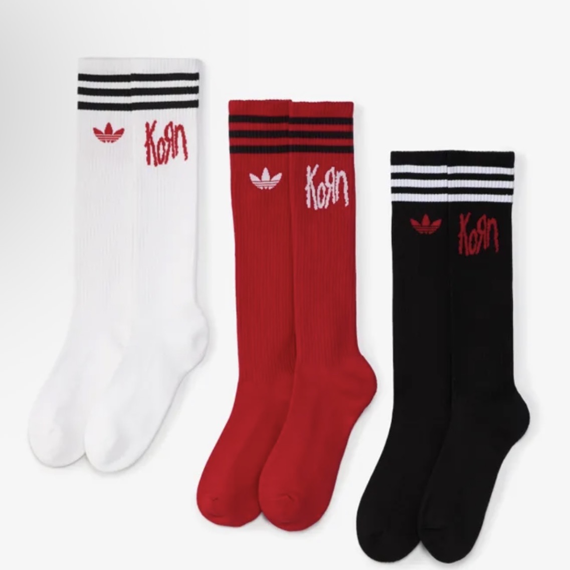 Adidas x KoRn Socks White Black 착용 스타일