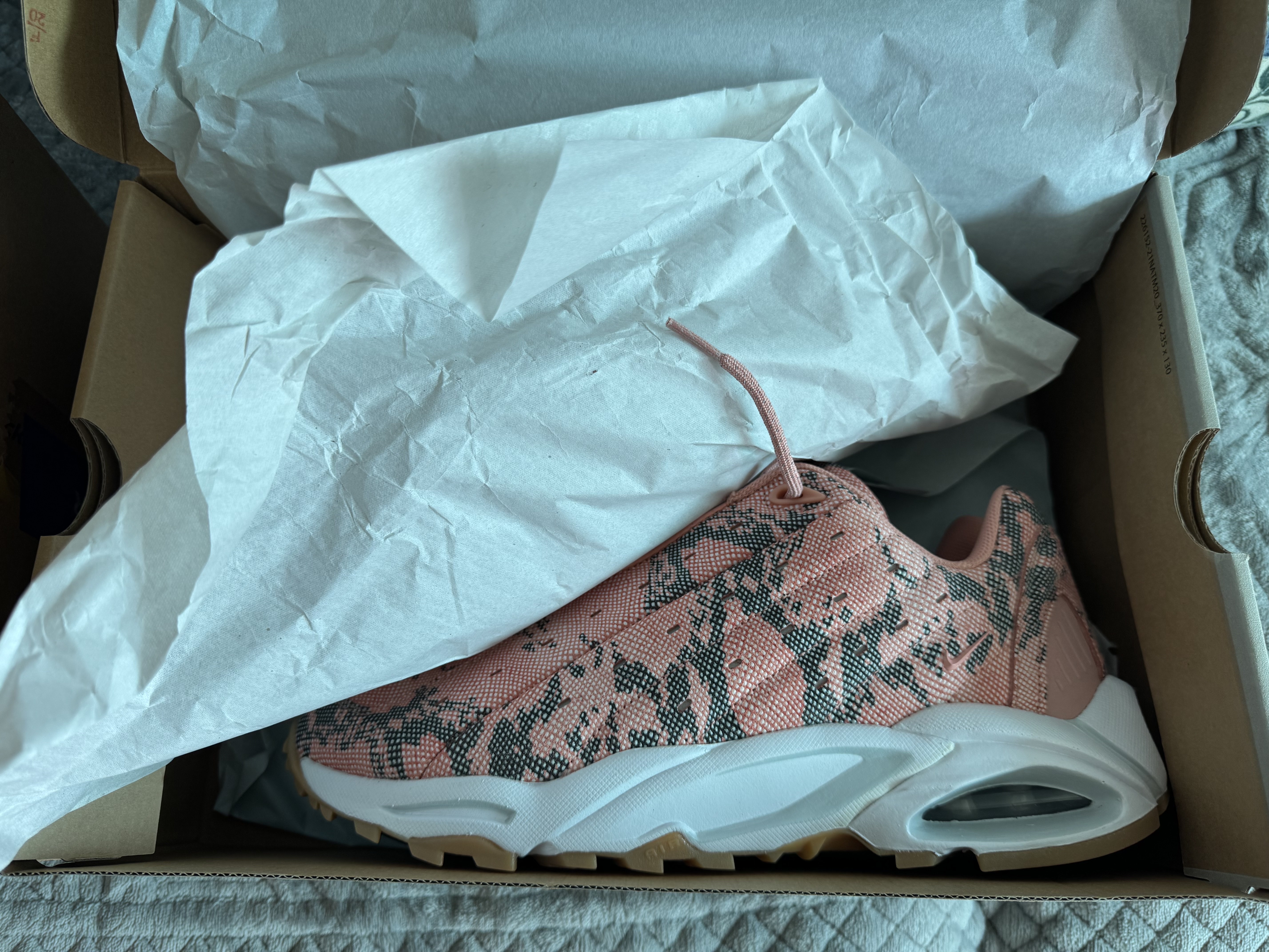 Nike x Drake Nocta Hot Step Air Terra Pink Quartz 착용 스타일 - 1