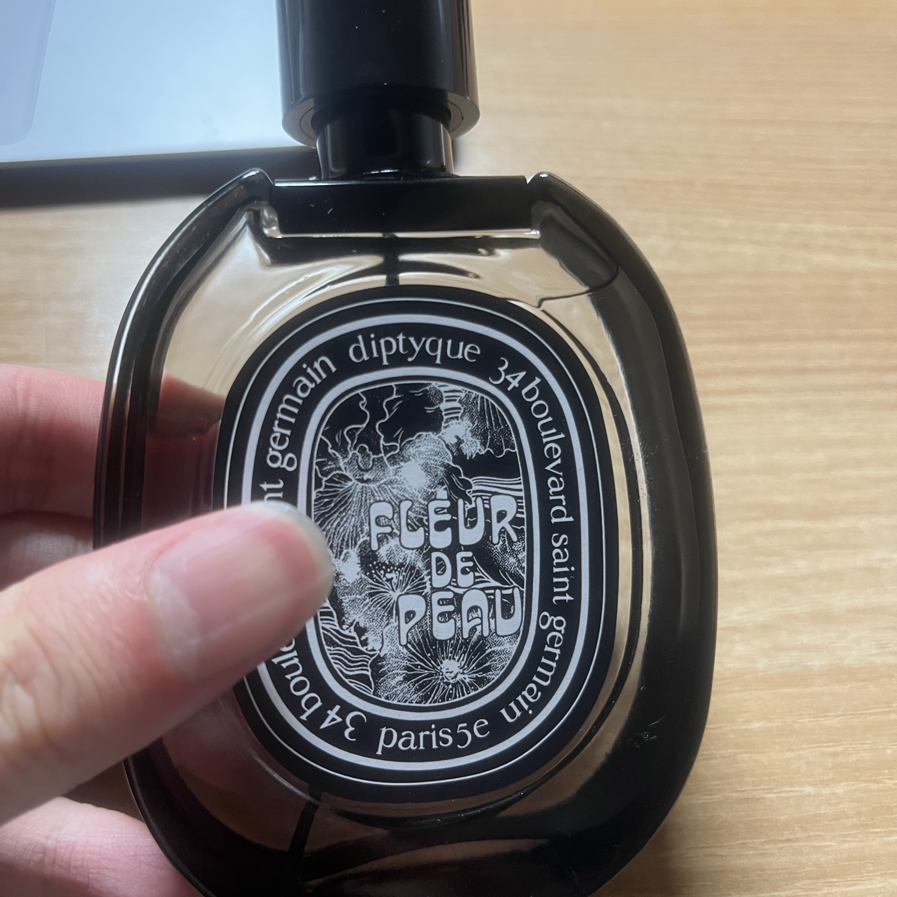 Diptyque Fleur De Peau Eau De Parfum 75ml 착용 스타일