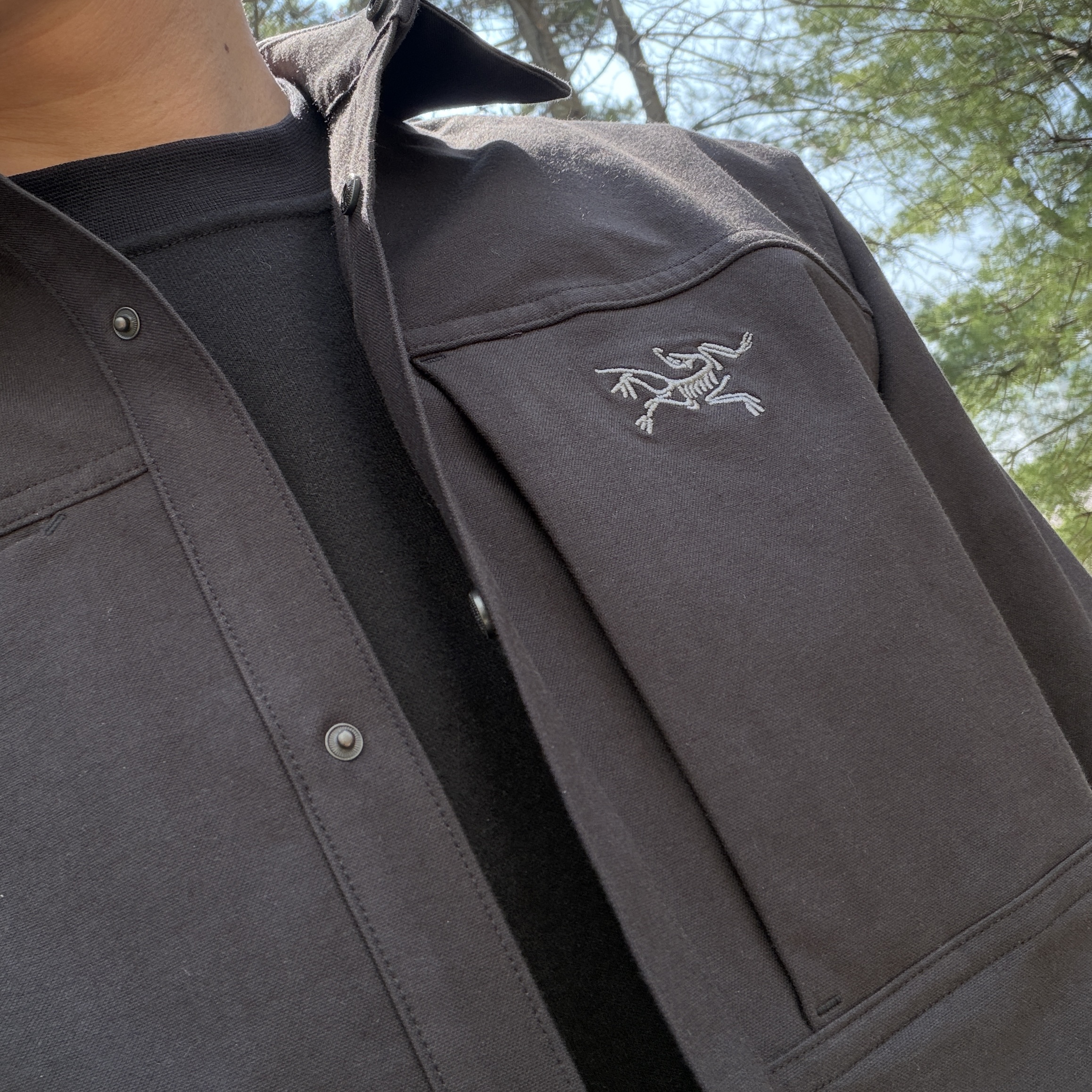 Arc'teryx Cronin Cotton Overshirt Black, Arc'teryx Cronin Cotton Pants Void 착용 스타일 - 2