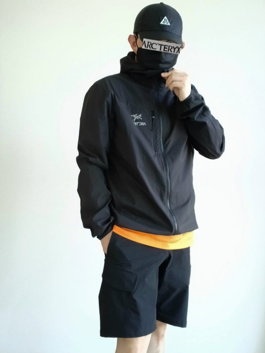 Nike ACG Trail Cap Black, Arc'teryx Squamish Hoody Black 착용 스타일 - 2