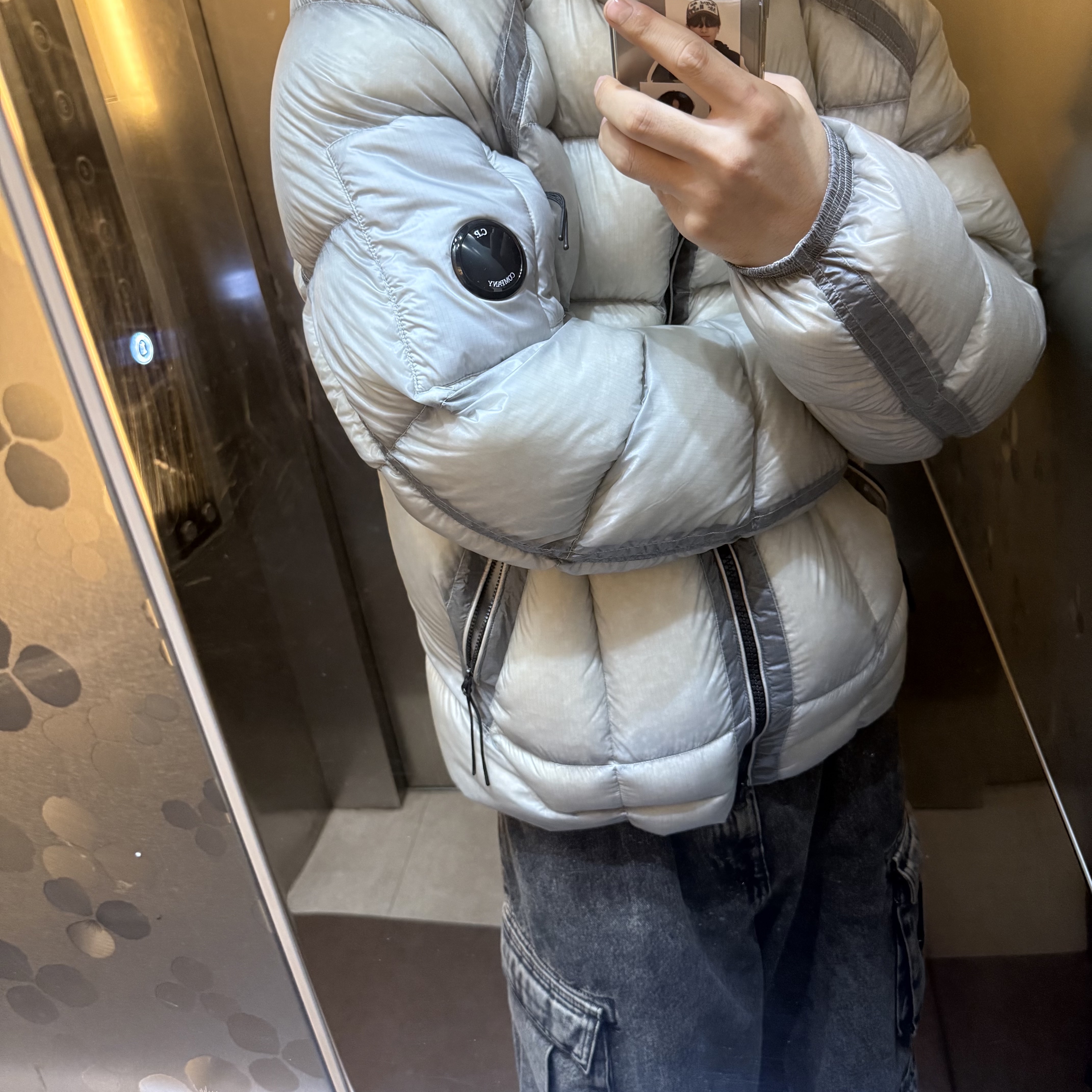 C.P. Company Korea Exclusive D.D. Shell Hooded Down Jacket Lunar Rock - 25FW, Zara Utility Cargo Jeans Black 착용 스타일