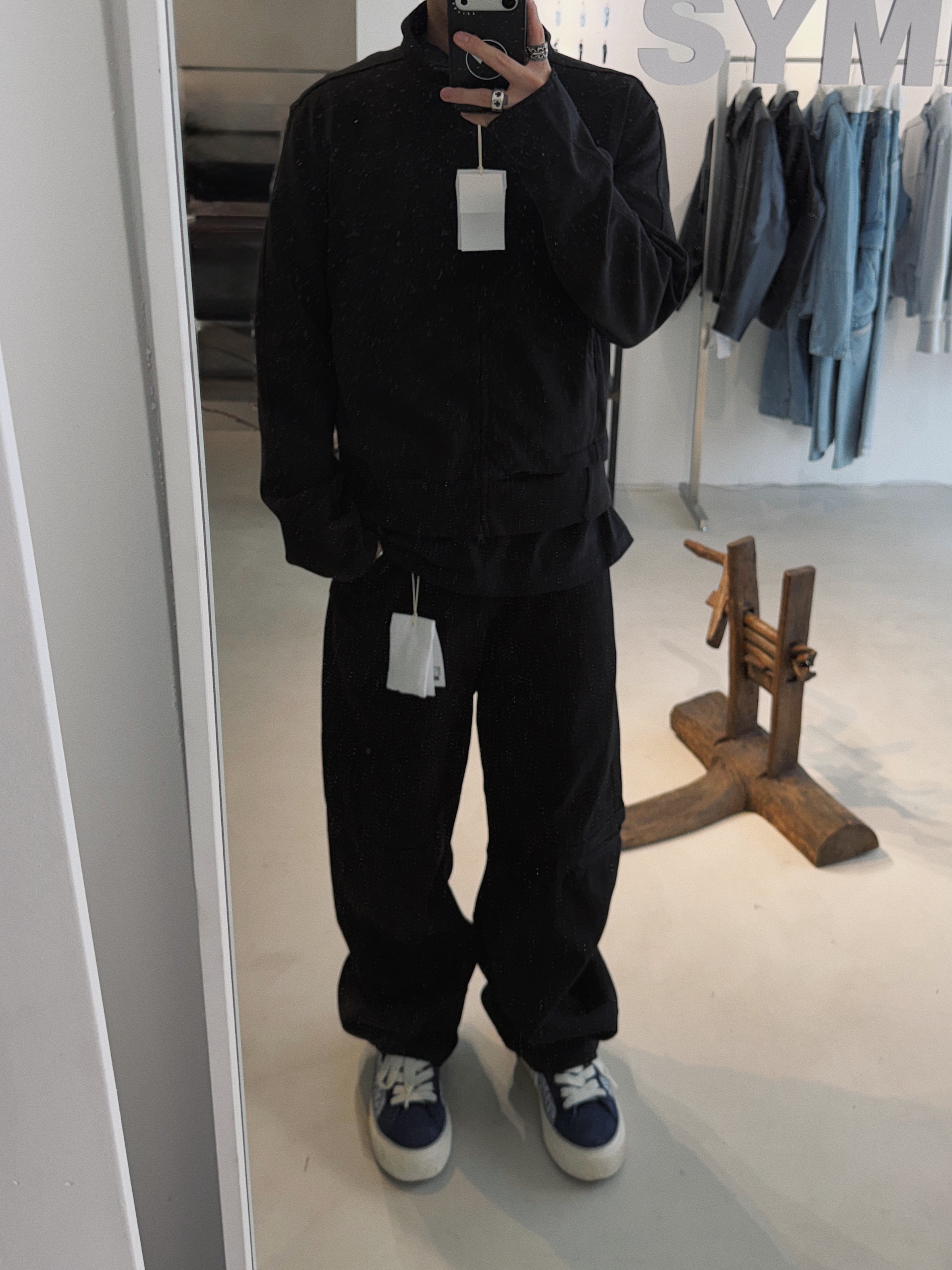 STU Lambskin Zipper Leather Jacket In Black, Audemars Piguet Royal Oak Selfwinding Chronograph 41mm Steel Bracelet Silver 착용 스타일 - 7