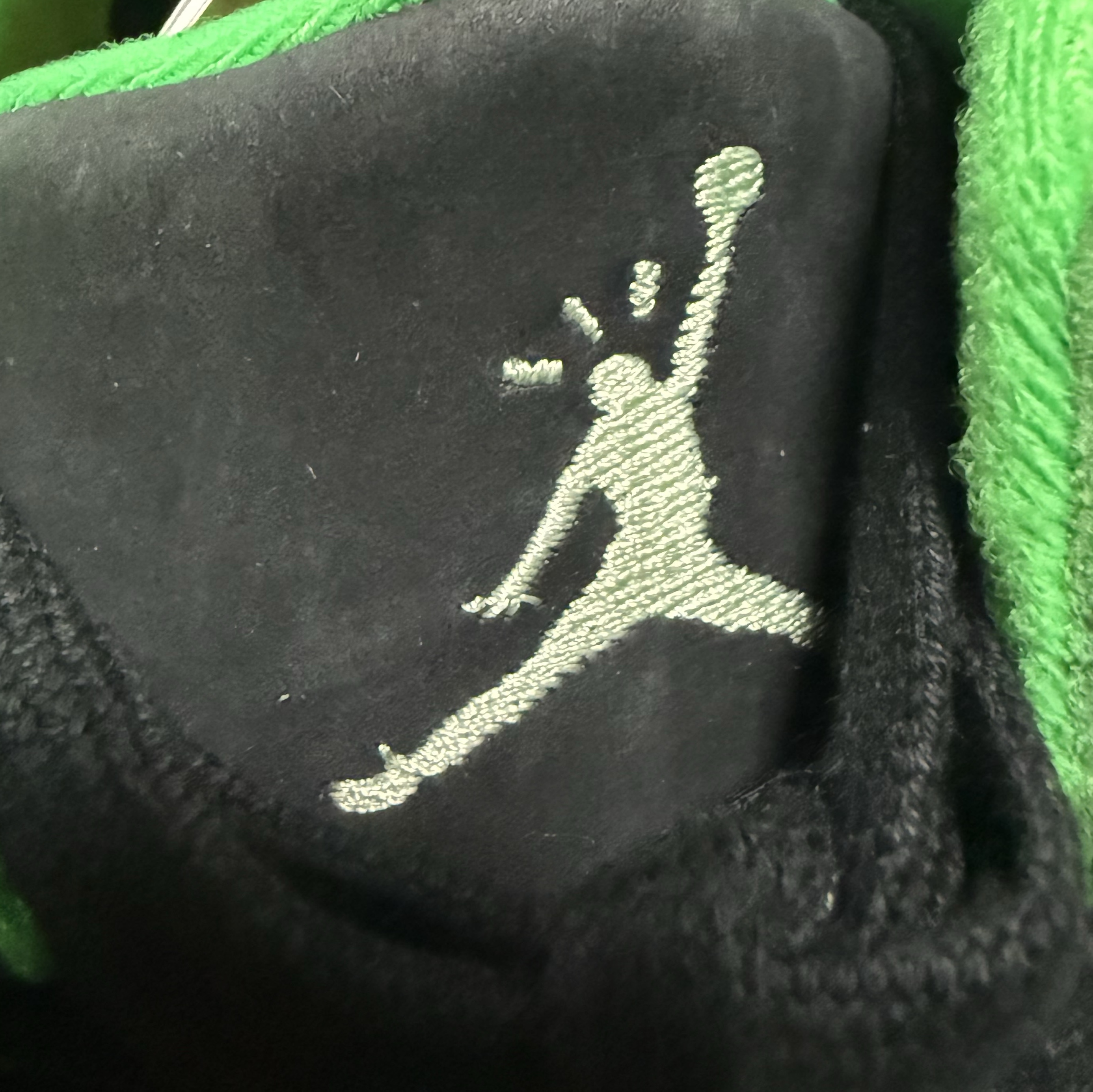 Jordan x Travis Scott Jumpman Jack TR Green Spark Vapor Green 착용 스타일 - 2