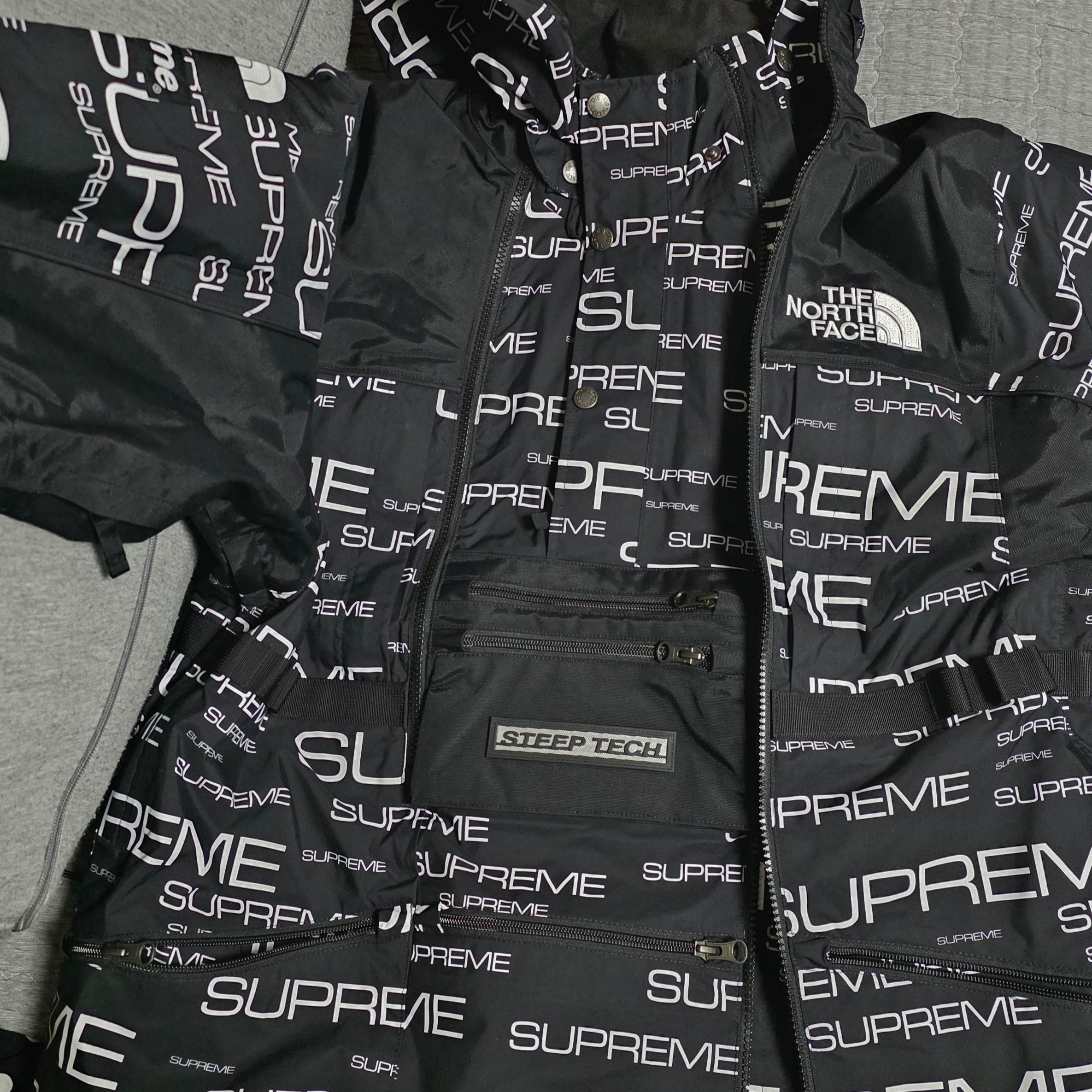 Supreme x The North Face Steep Tech Apogee Jacket Black - 21FW 착용 스타일