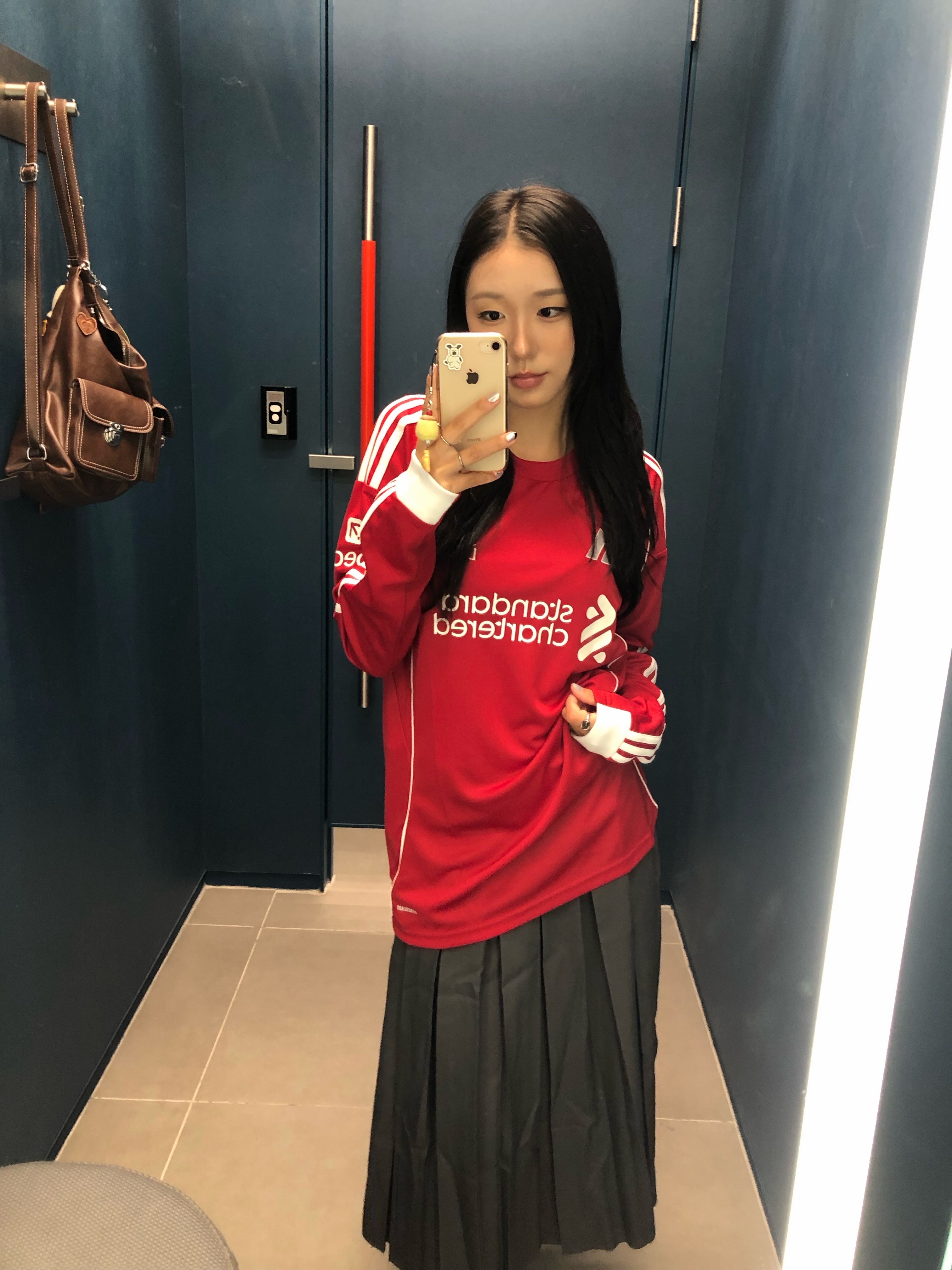 Adidas Liverpool FC 2025/26 Home Long Sleeve Jersey Strawberry Red - KR Sizing (Non Marking Ver.), Dr. Martens 1461 Quad Black 착용 스타일 - 2