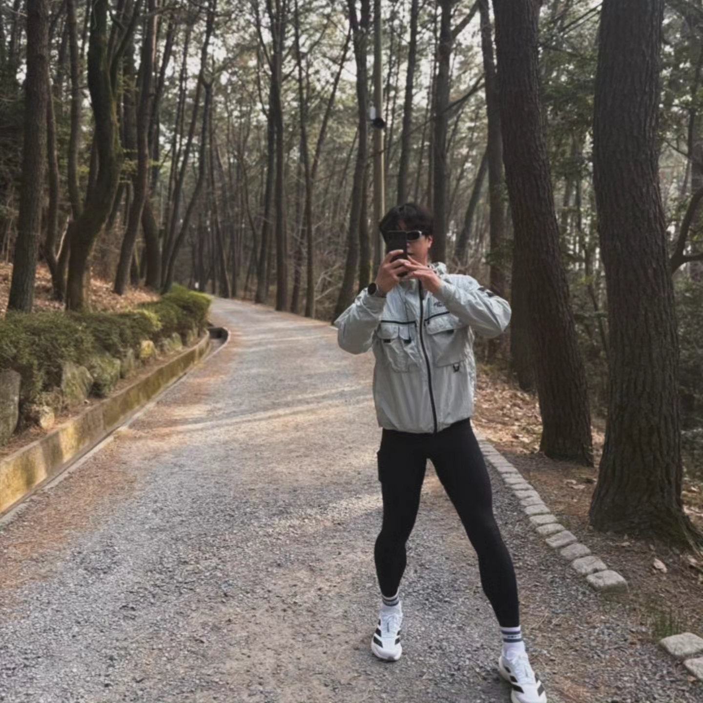 The North Face Sheldon Jacket Cool Gray - 25SS 착용 스타일 - 1