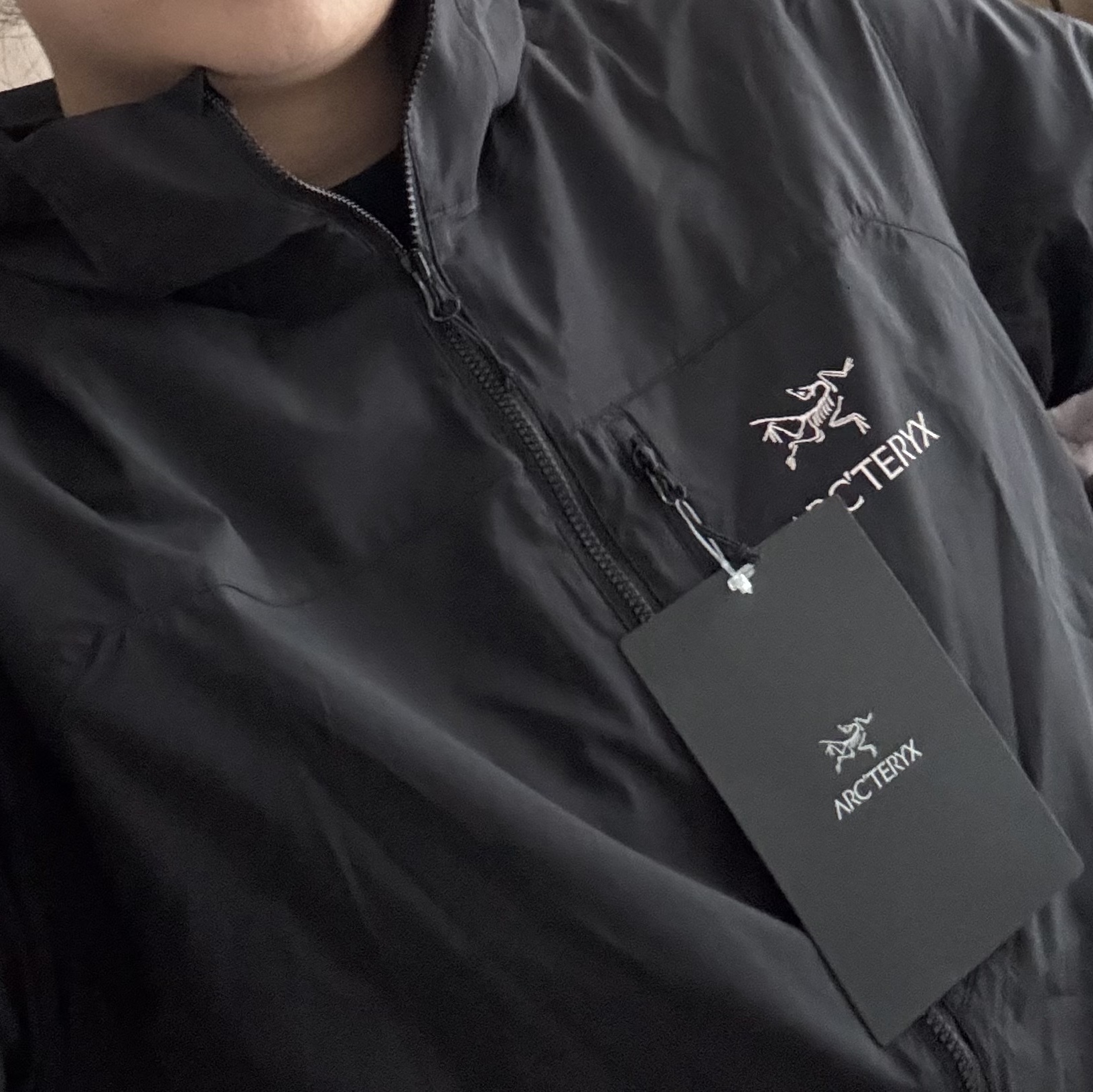 Arc'teryx Squamish Hoody Black 착용 스타일 - 1