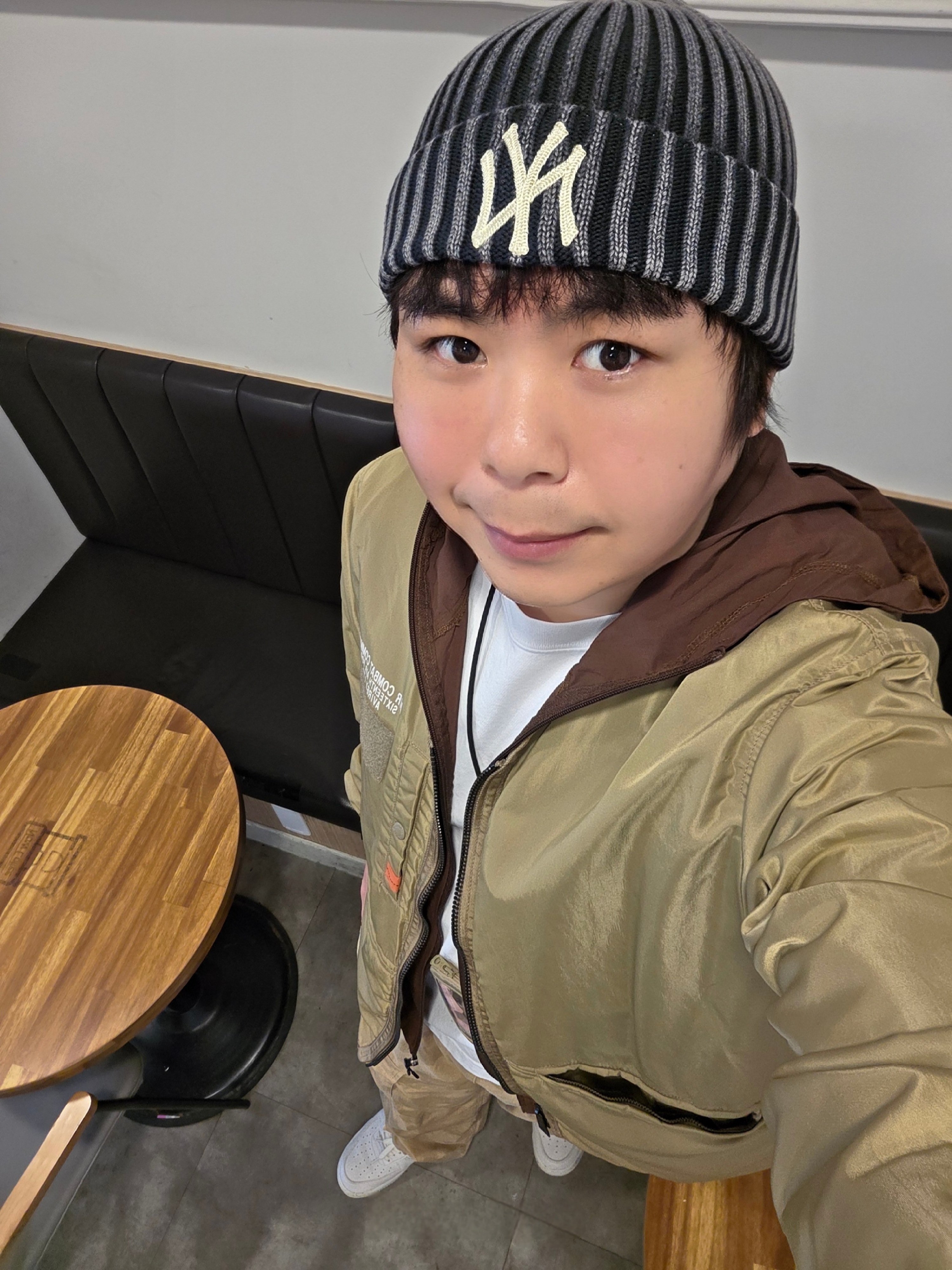 Thisisneverthat x New Era x MLB New York Yankees Ribbed Cuff Beanie Black, (W) Nike Air Force 1 '07 Phantom Light Iron Ore 착용 스타일 - 3