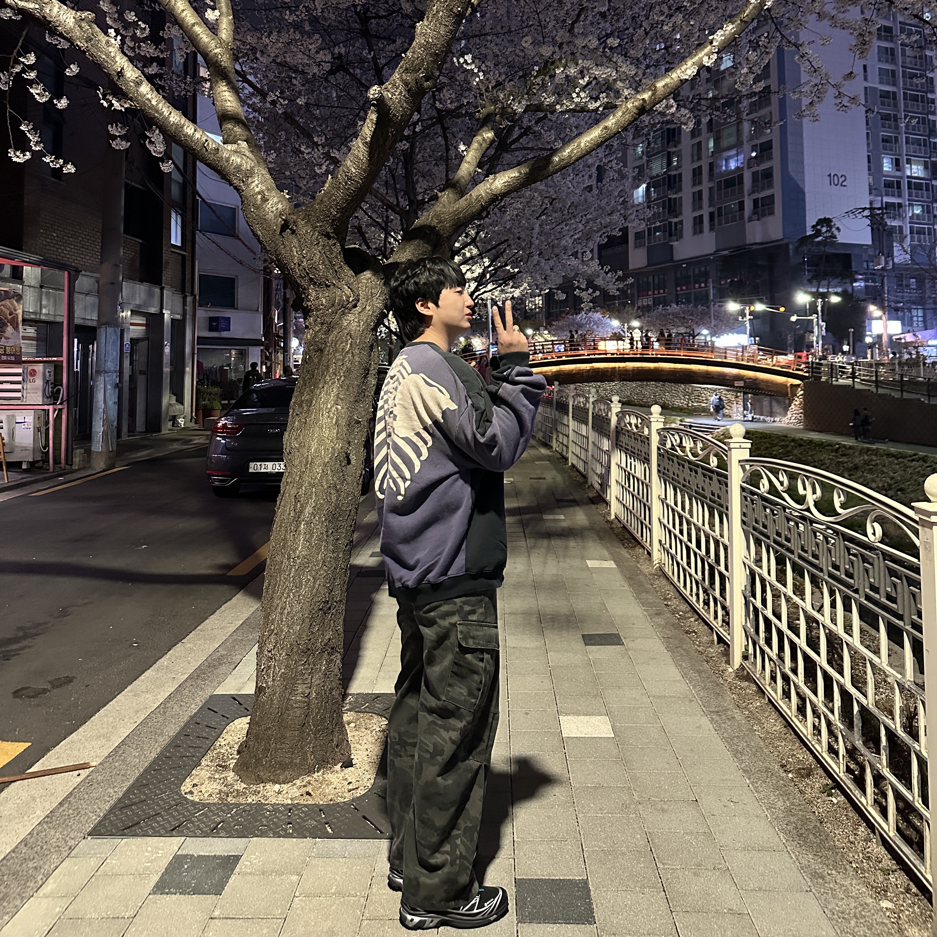 Salomon XT-6 GTX Black Silver, Kapital 2 Tone Big Fleece Sweatshirt Black Purple 착용 스타일