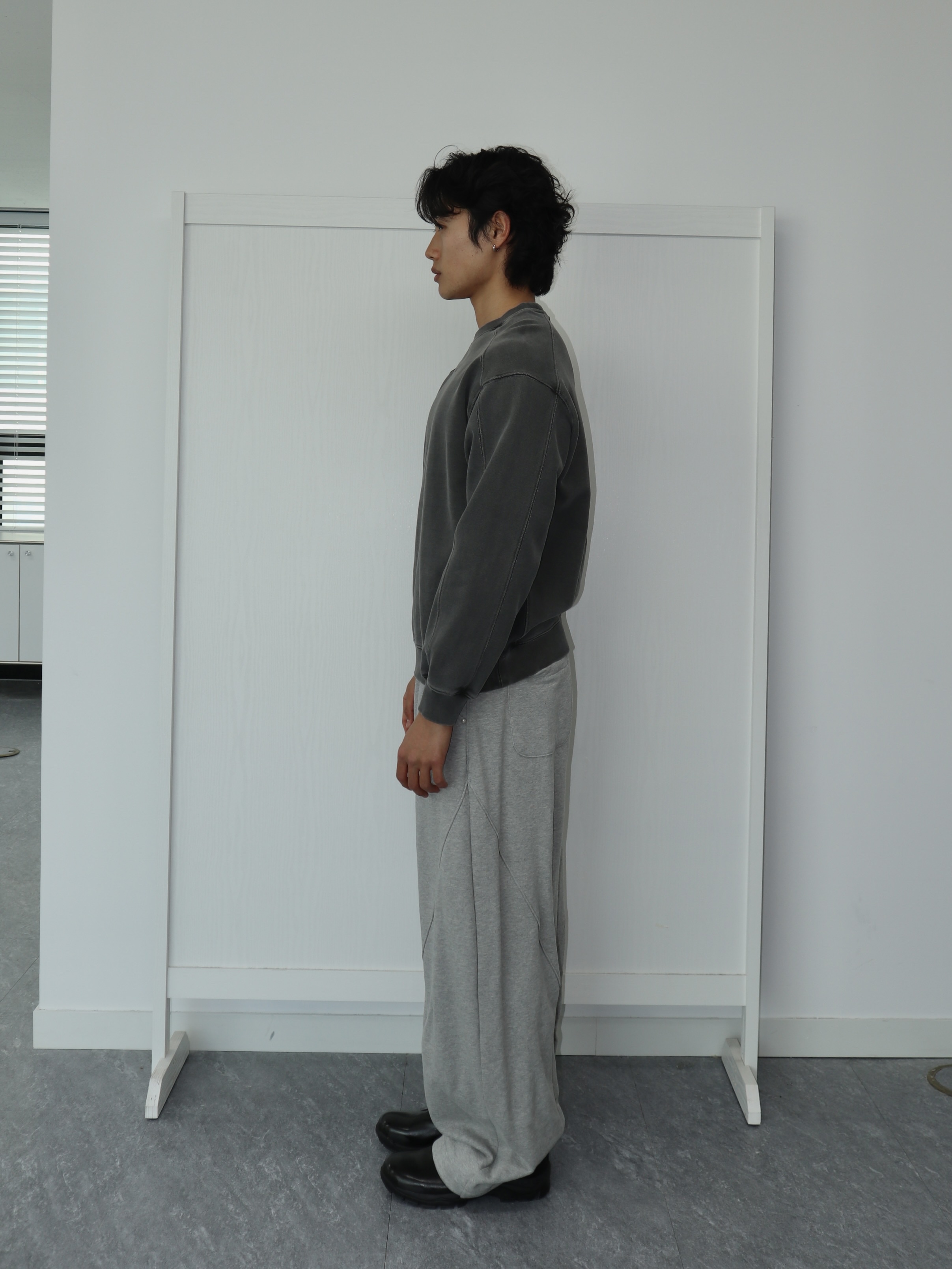 Riomeu Curved Balloon Sweatpants Melange 착용 스타일 - 2