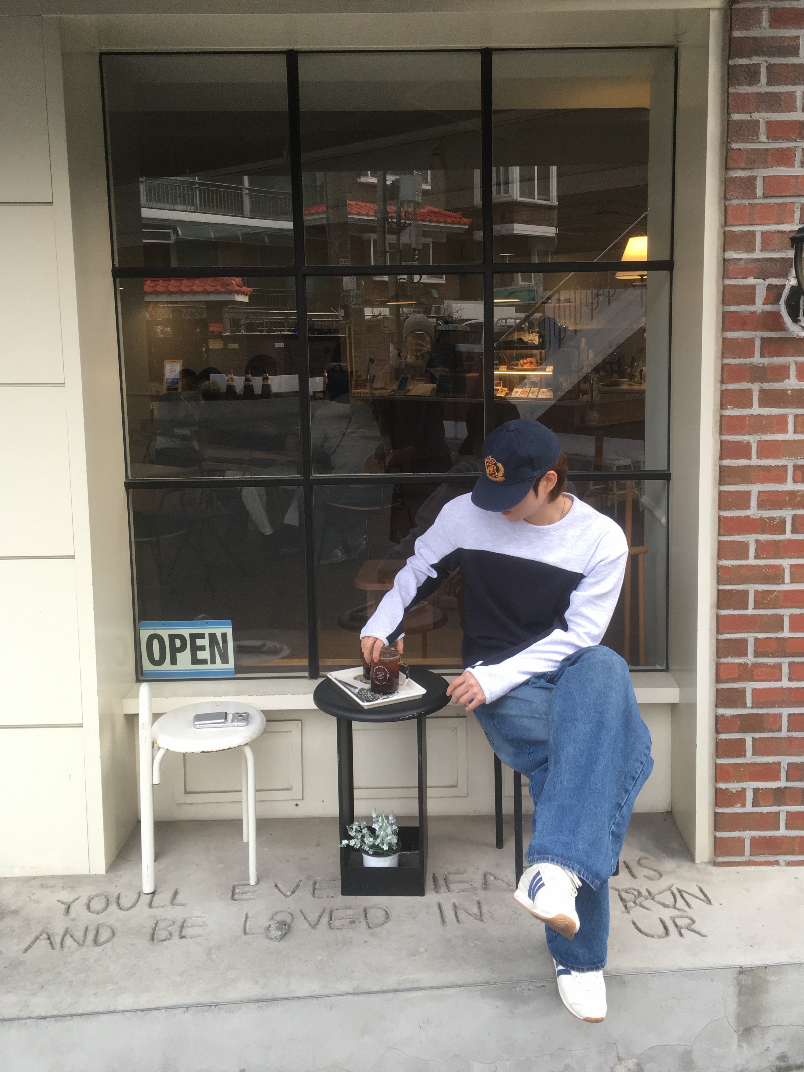 (W) Adidas Country OG Night Indigo Off White 착용 스타일 - 2