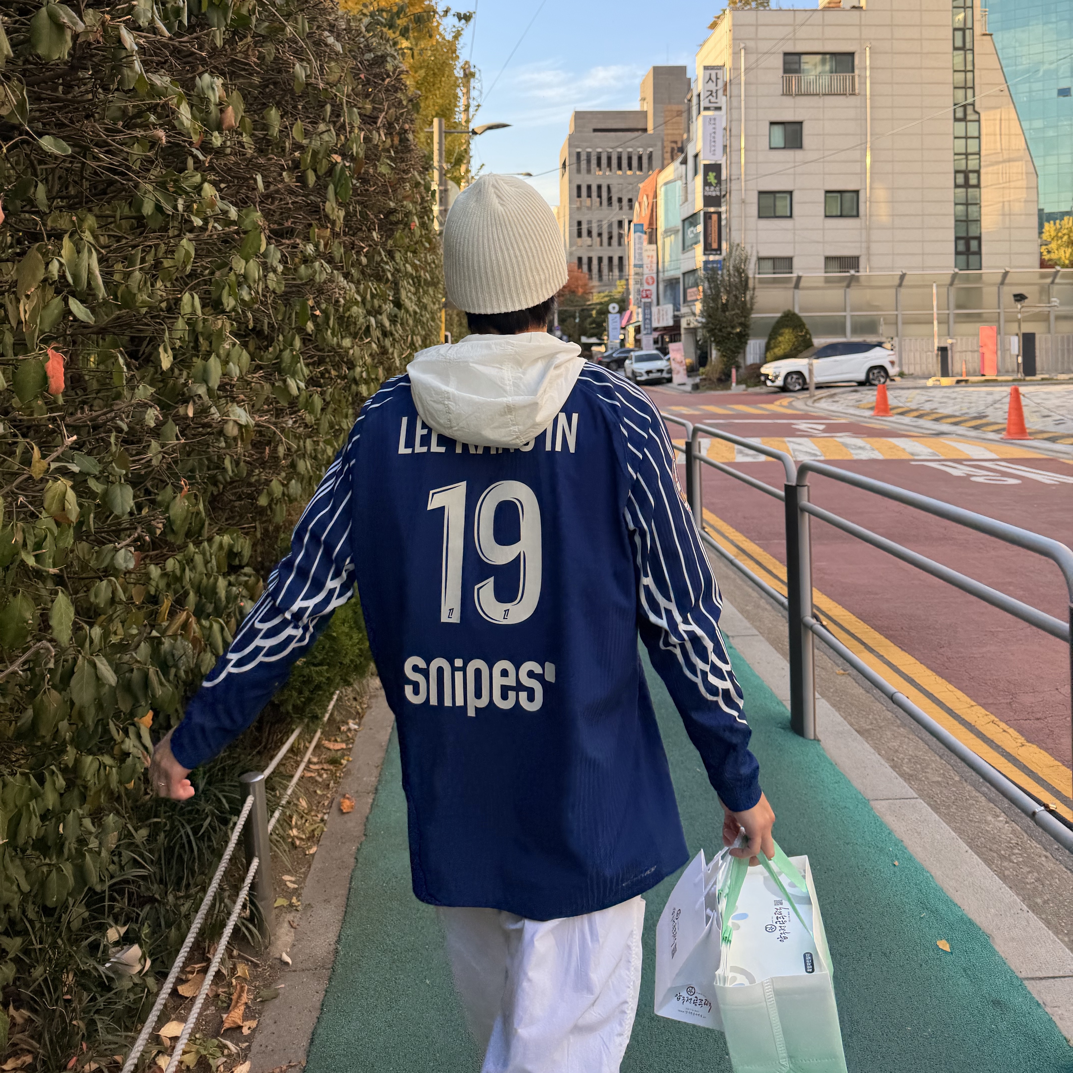 Jordan x Paris Saint-Germain 2024/25 Match 4th Dri-Fit ADV Authentic Long-Sleeve Jersey Blue Void Phantom (Non Marking Ver.) 착용 스타일