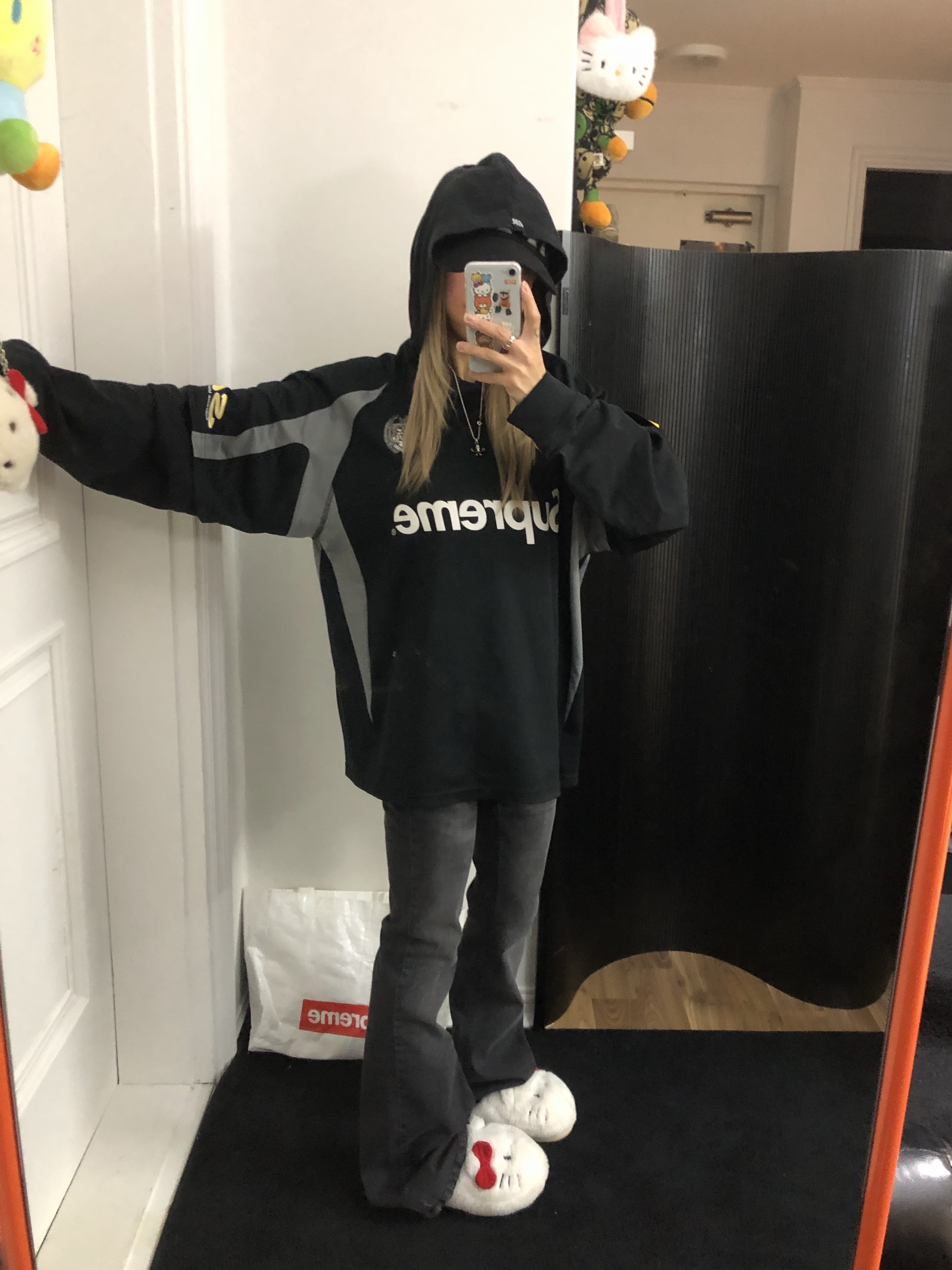 Supreme Hooded Soccer Jersey Black - 23FW 착용 스타일 - 1