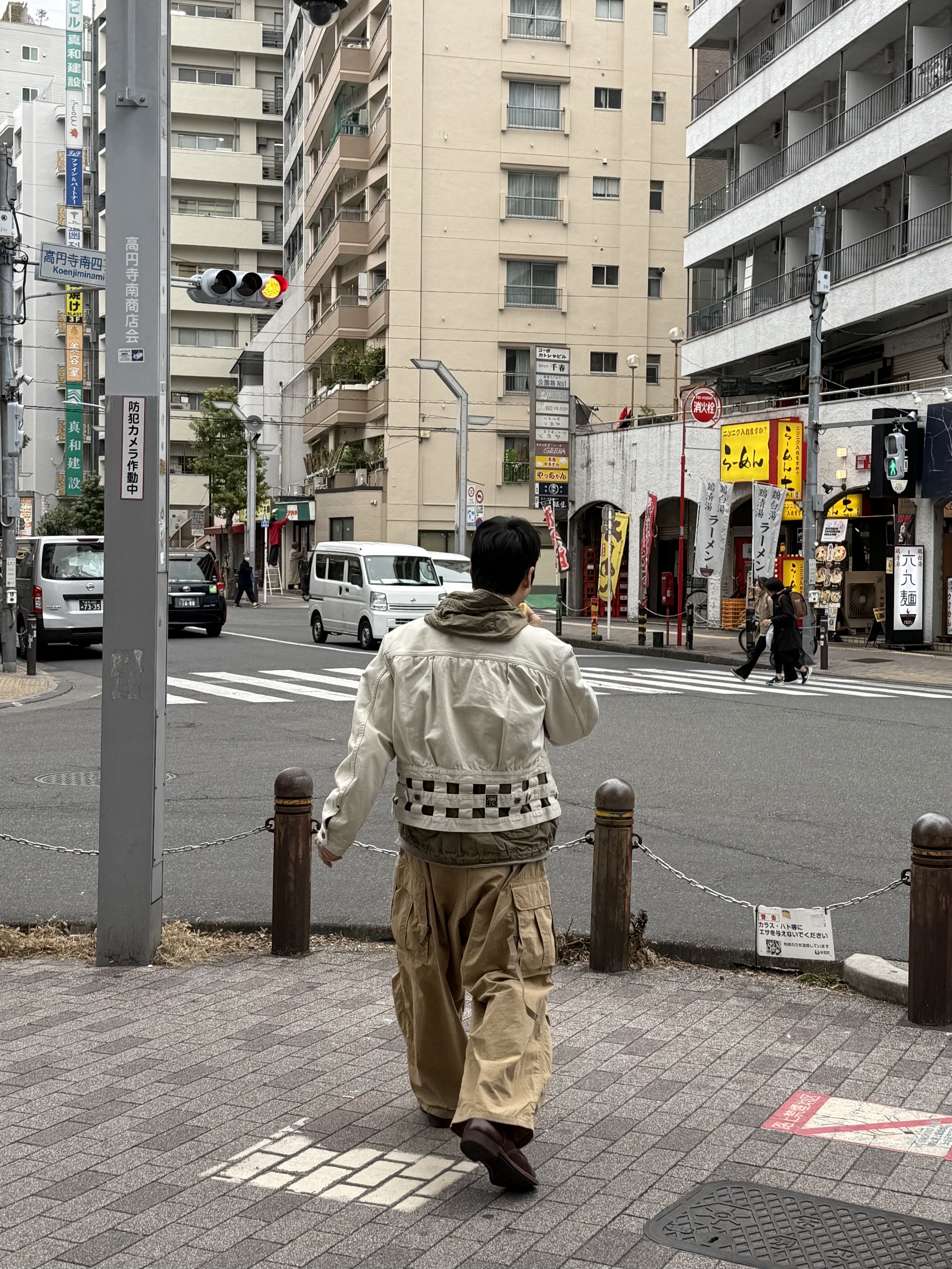 Kapital Vintage Satin Windowpane 1st Jacket Kinari, Kapital Ripstop Jumbo Cargo Pants Beige 착용 스타일 - 1