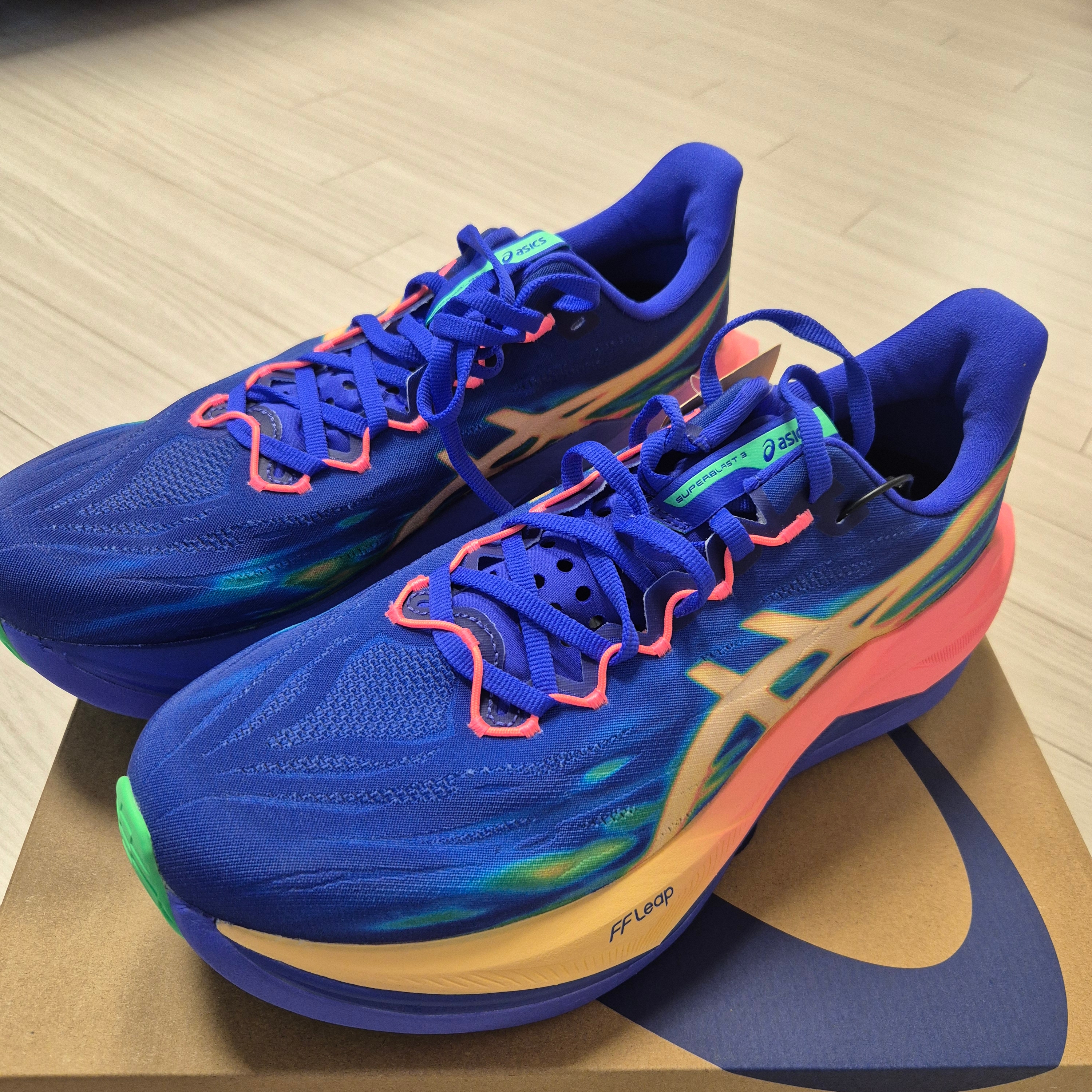 Asics Superblast 3 Cobalt Burst Light Orange 착용 스타일 - 1