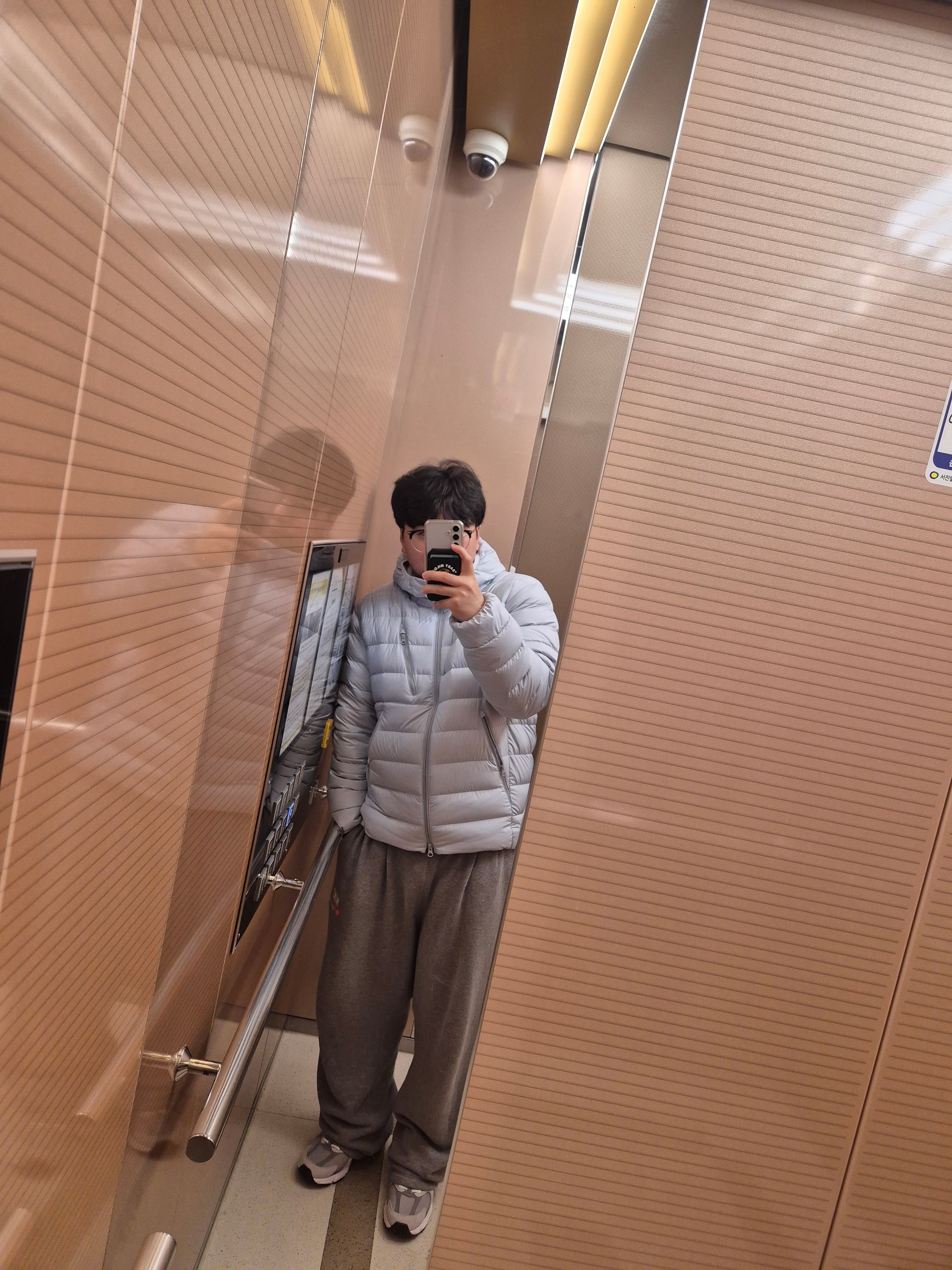 New Balance 530 Gray, Musinsa Standard City Leisure Hooded Light Down Jacket Cloudy Blue 착용 스타일