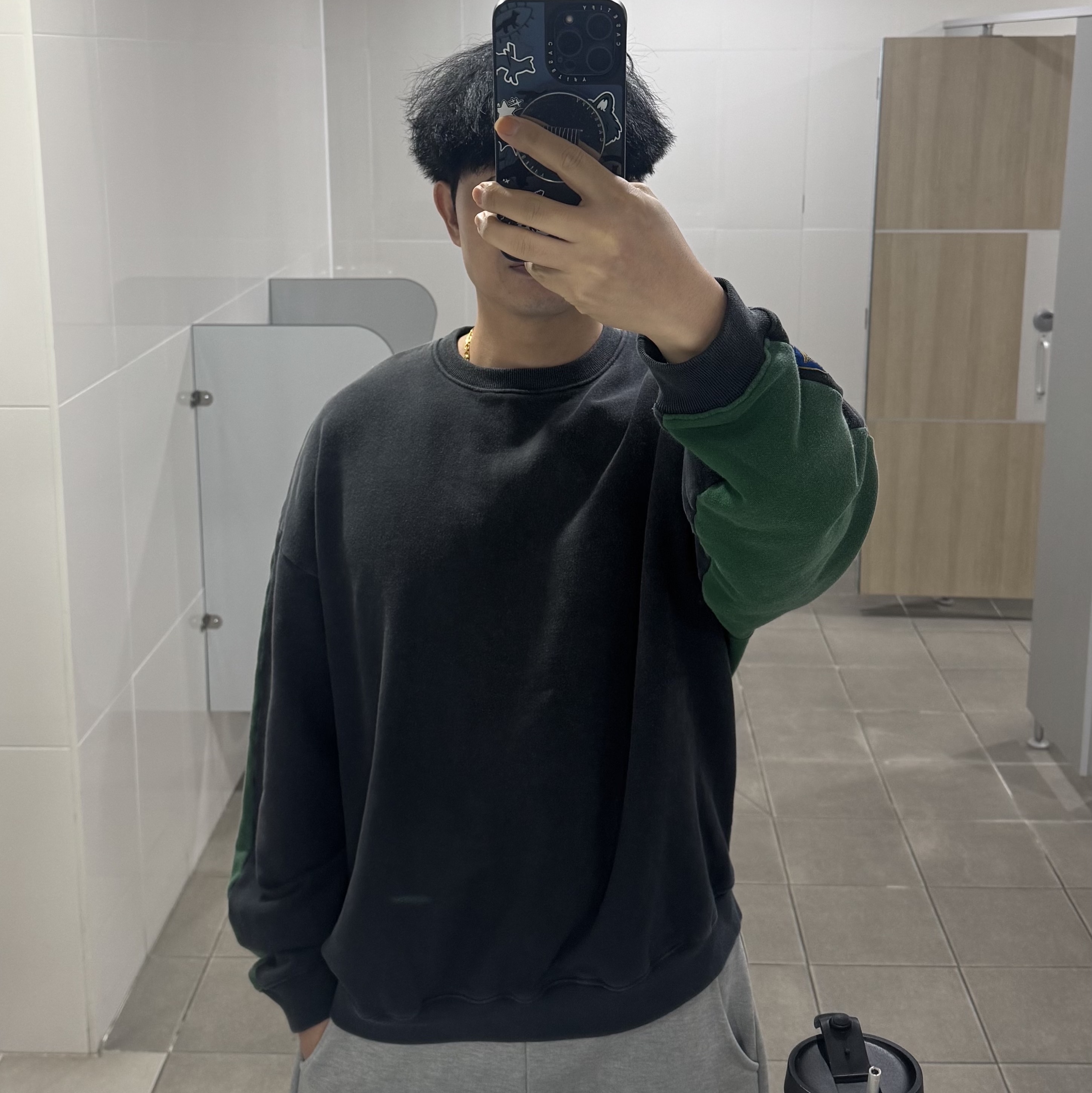MJD Side Snap Wide C/P Heavy Sweat Pants Melange Grey, Kapital 2 Tone Big Fleece Sweatshirt Black Green 착용 스타일 - 2