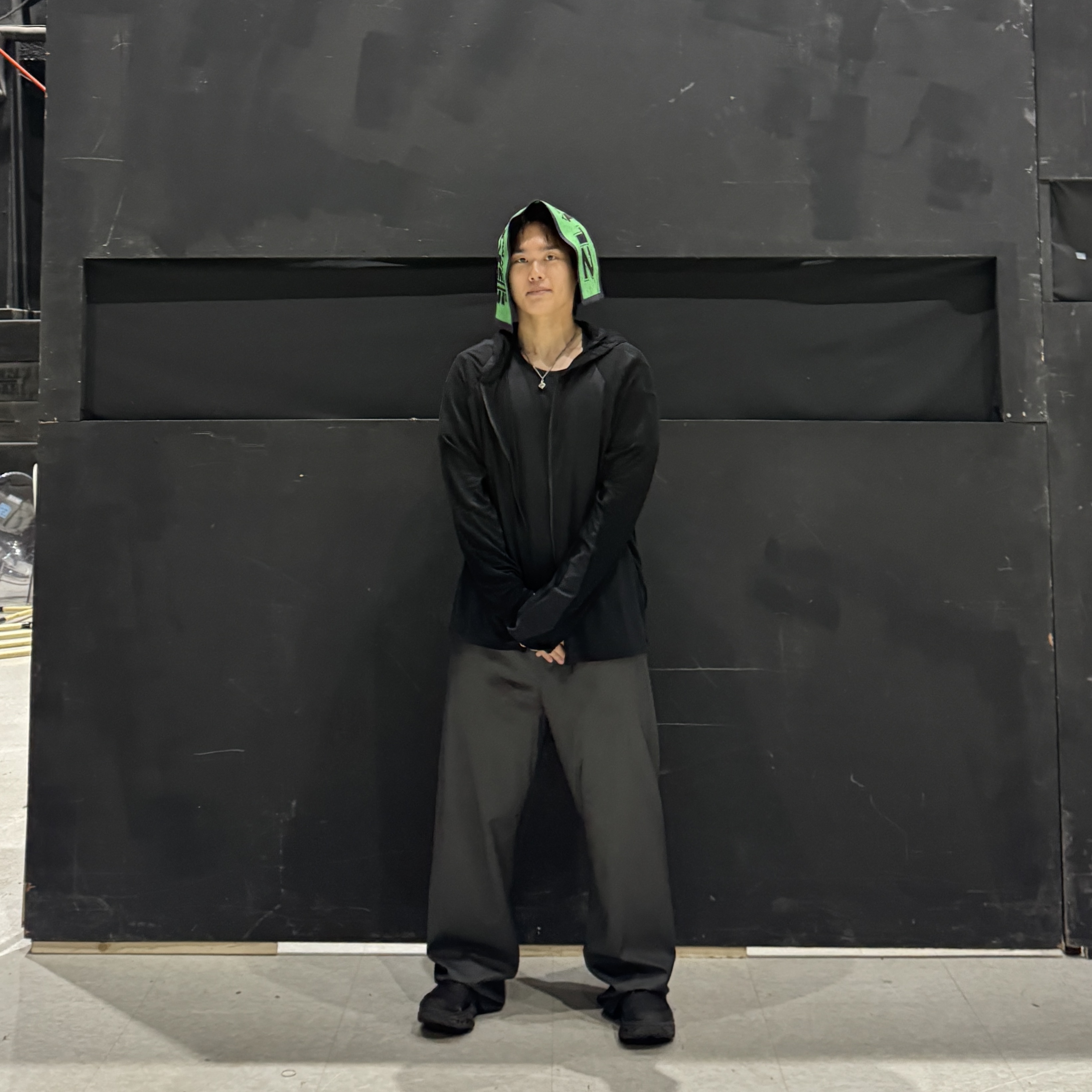 On Running x Post Archive Faction (Paf) Cloudmonster 2 Thorn Brown 착용 스타일