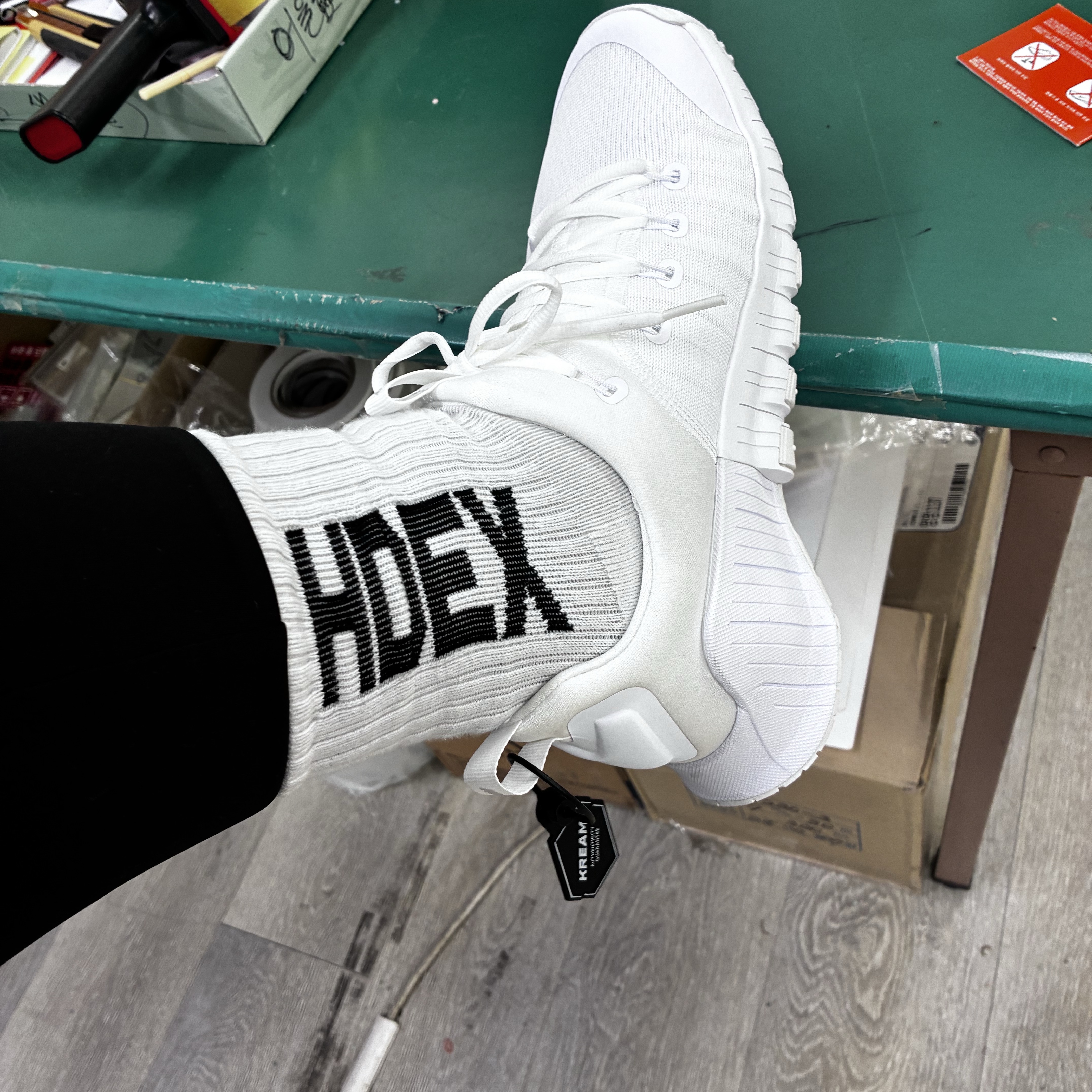 Nike Free Metcon 6 White Platinum Tint 착용 스타일