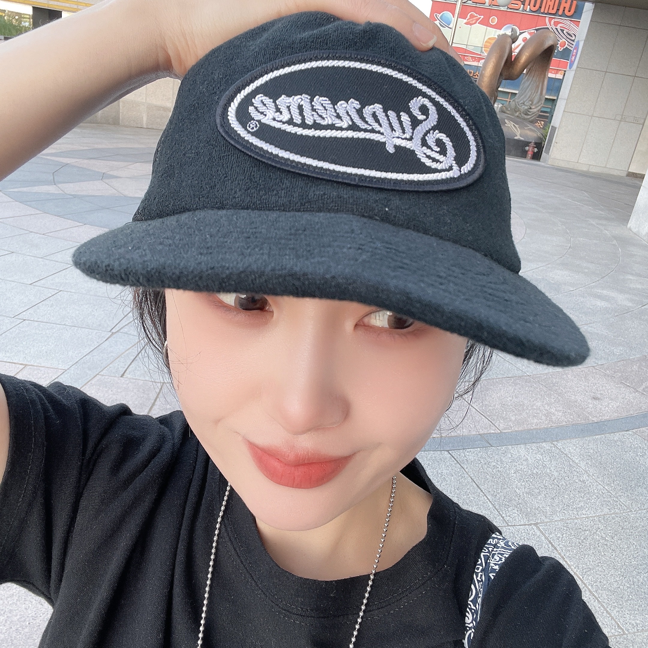 Supreme Terry Mesh Back 5-Panel Black - 24SS 착용 스타일