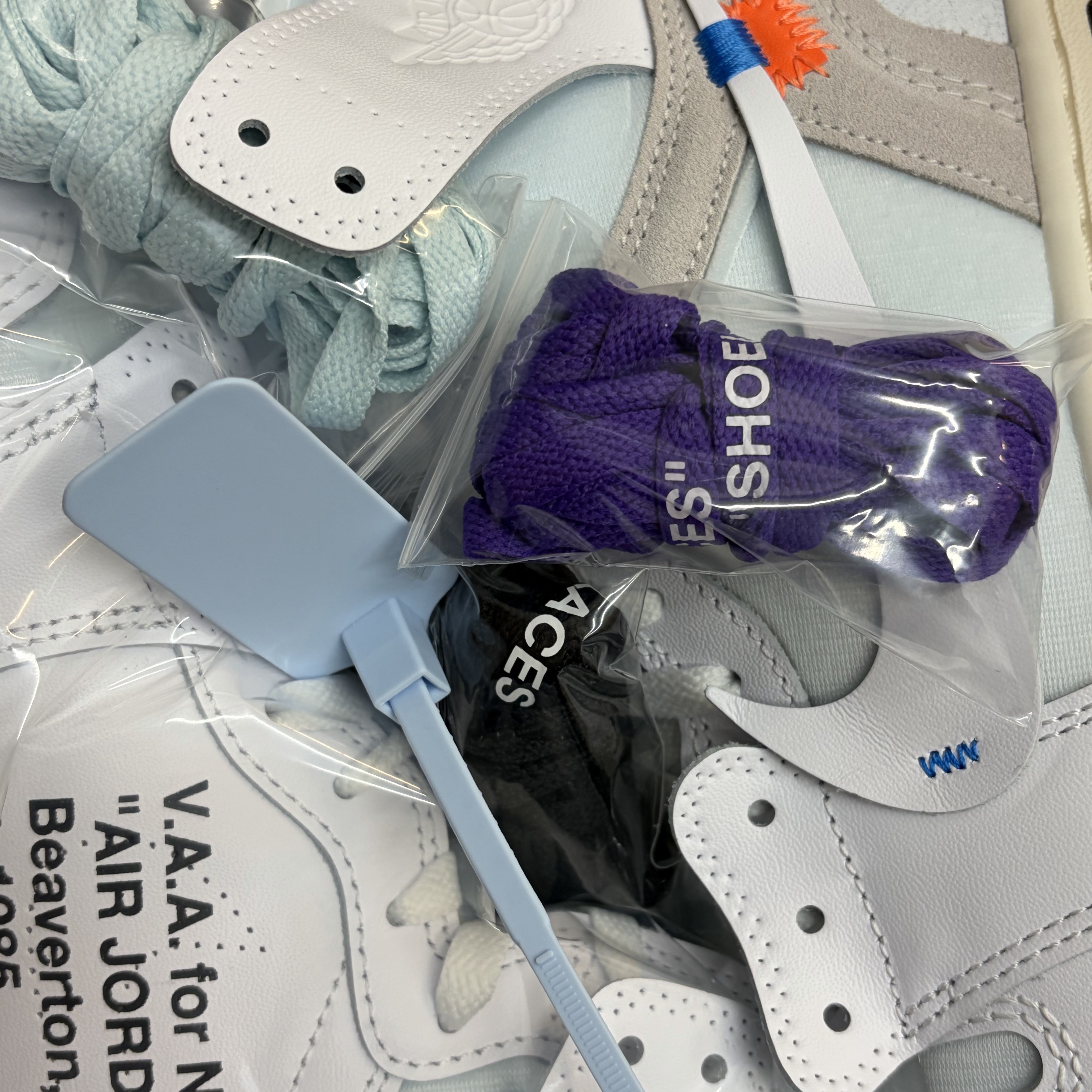 Jordan 1 x Virgil Abloh Archive Retro High Alaska White 착용 스타일