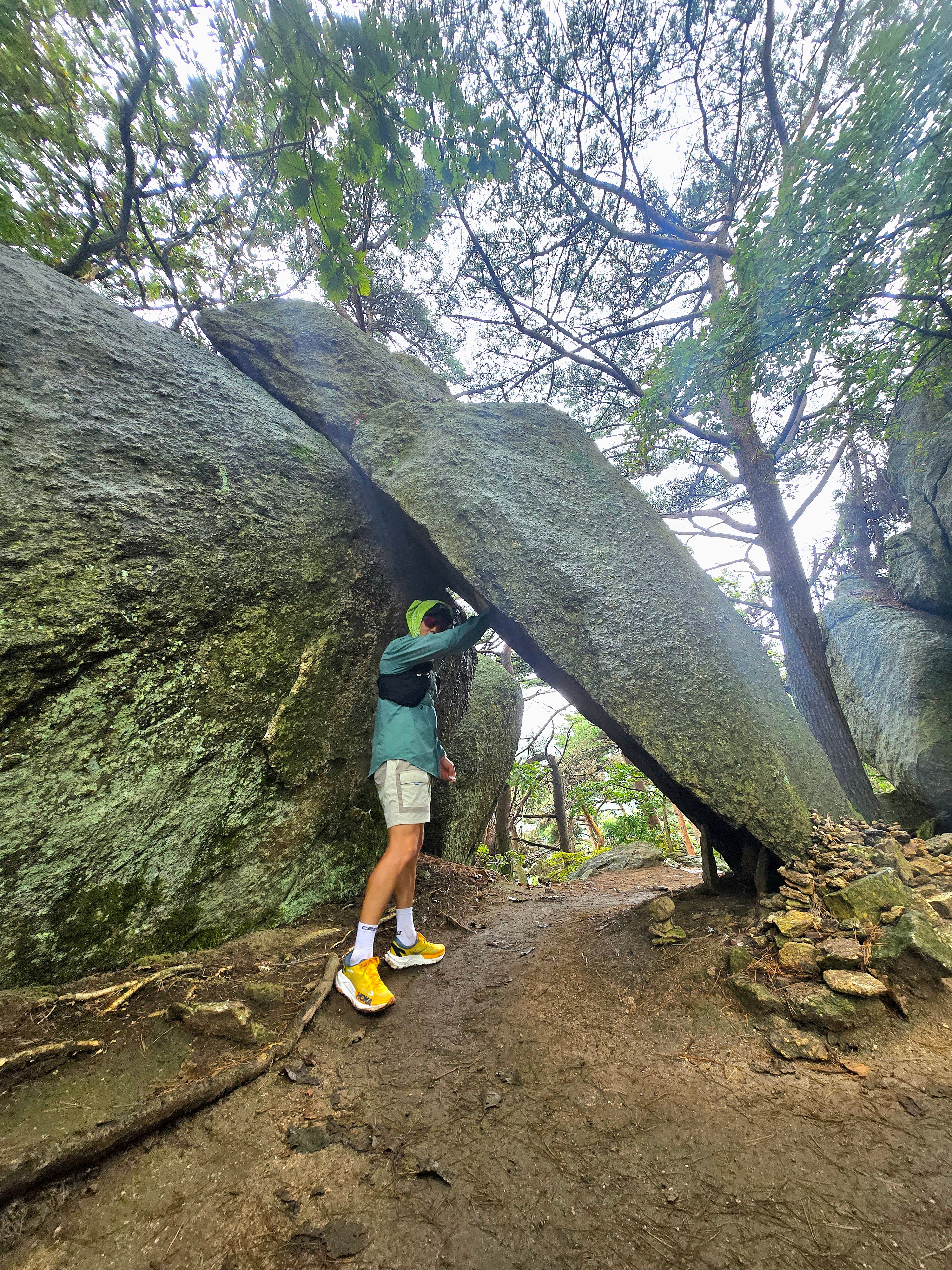 Hoka Mafate X Zest Mountain Fog 착용 스타일