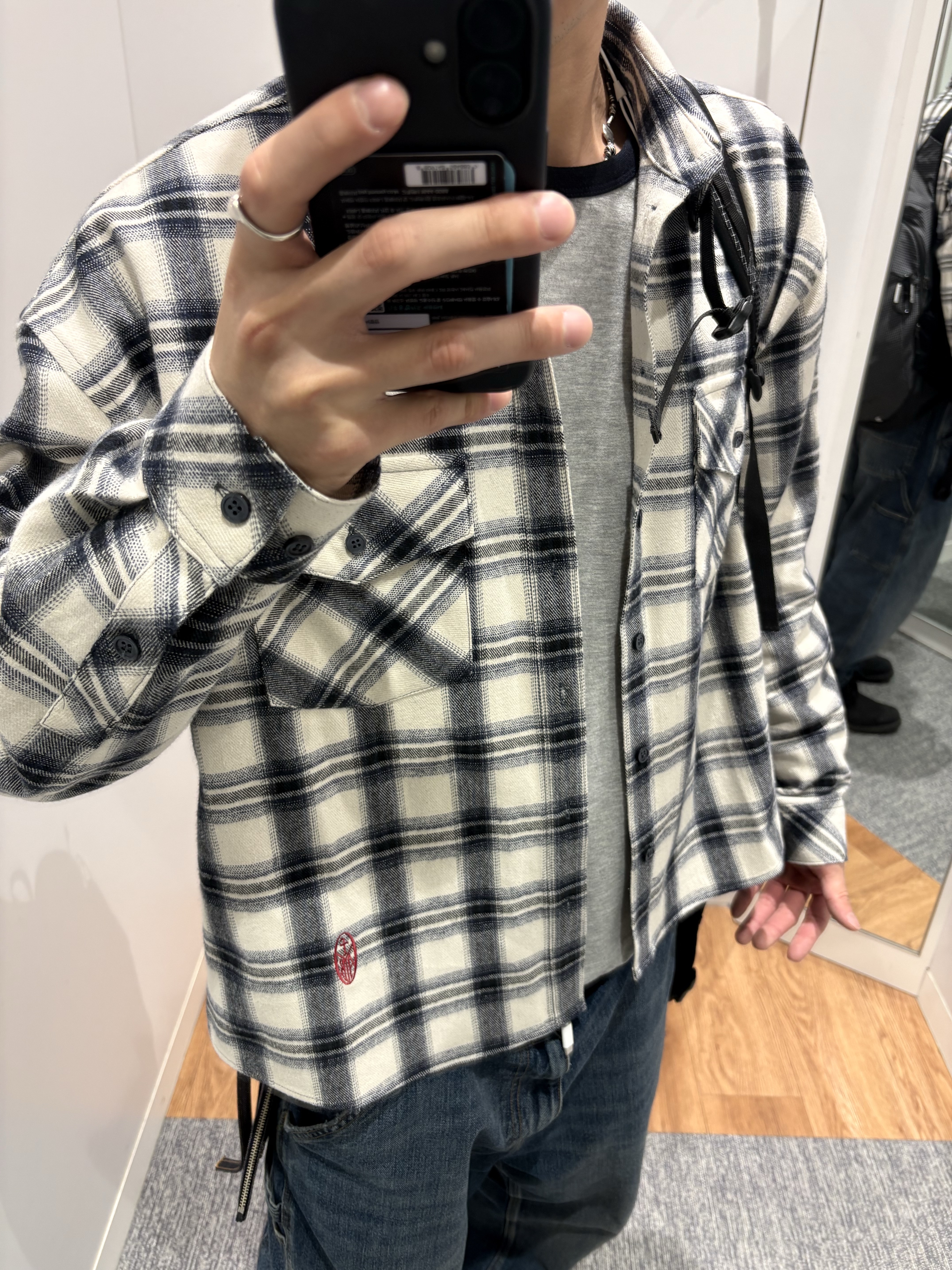 [더블적립]Farfromwhat Far Logo Flannel Shirts, Carhartt WIP Smith Denim Single Knee Pants Blue Stone Washed 착용 스타일 - 4