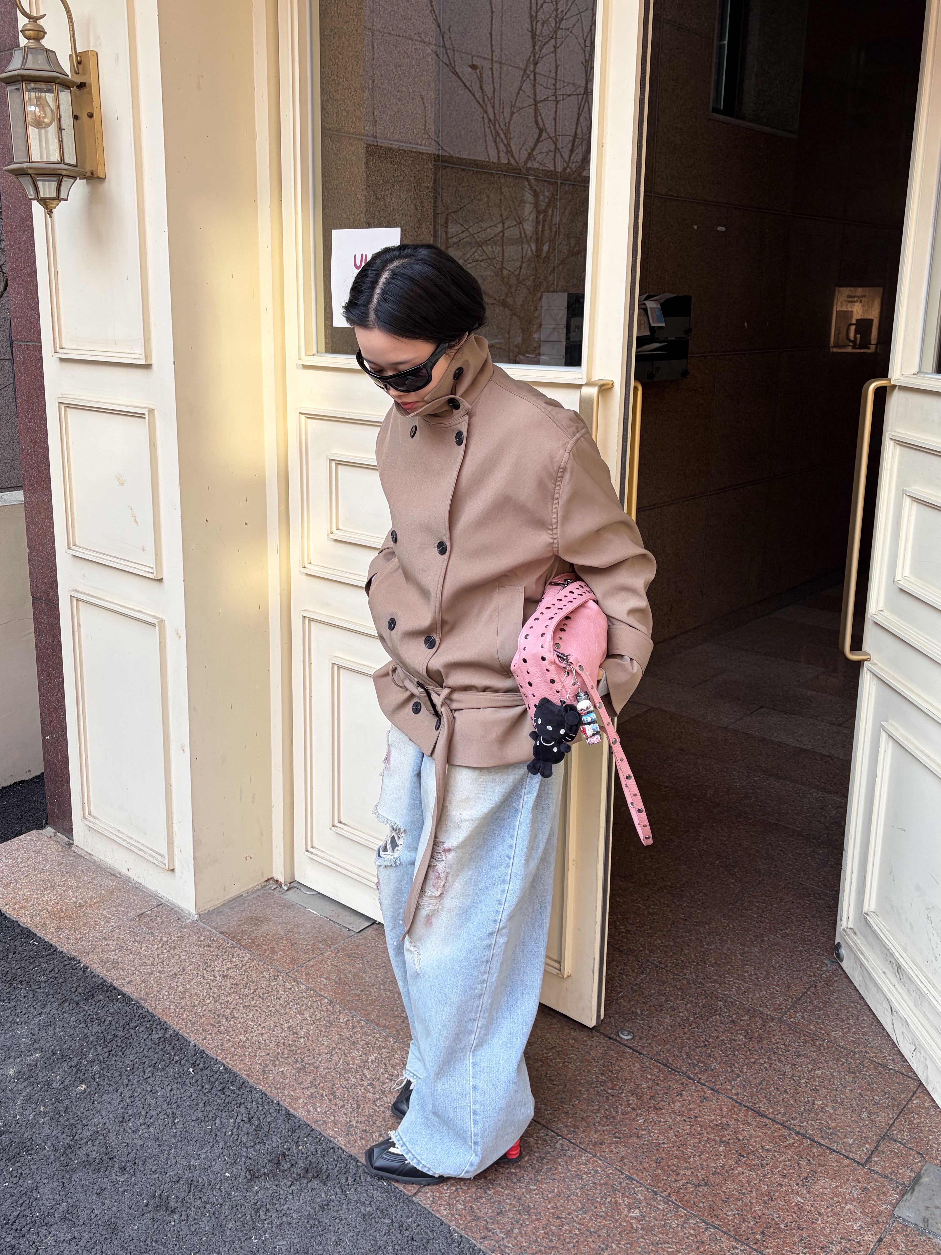 Nike x Martine Rose Shox MR4 Black 착용 스타일