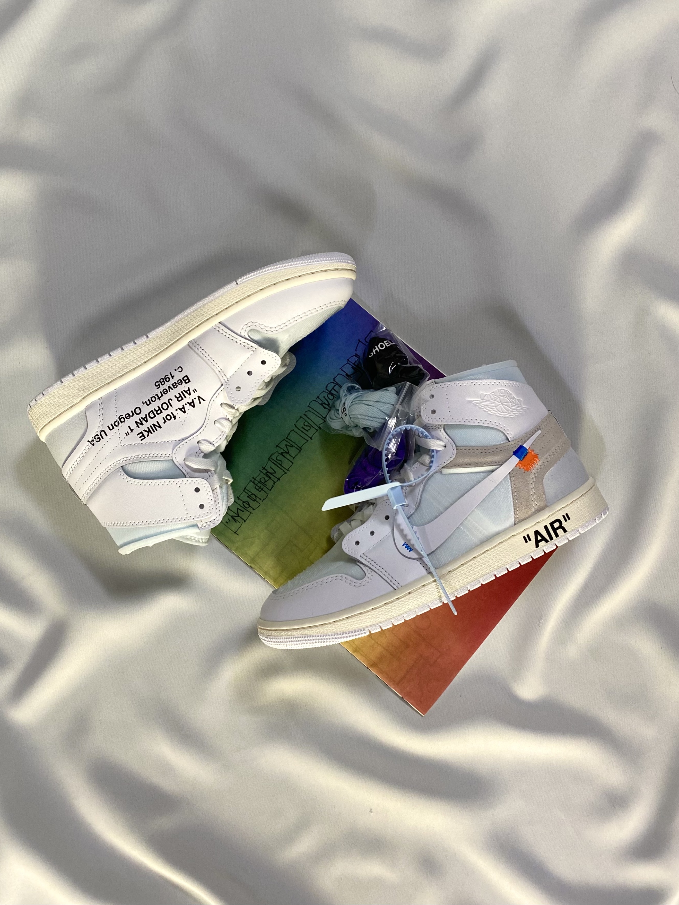 Jordan 1 x Virgil Abloh Archive Retro High Alaska White 착용 스타일 - 1
