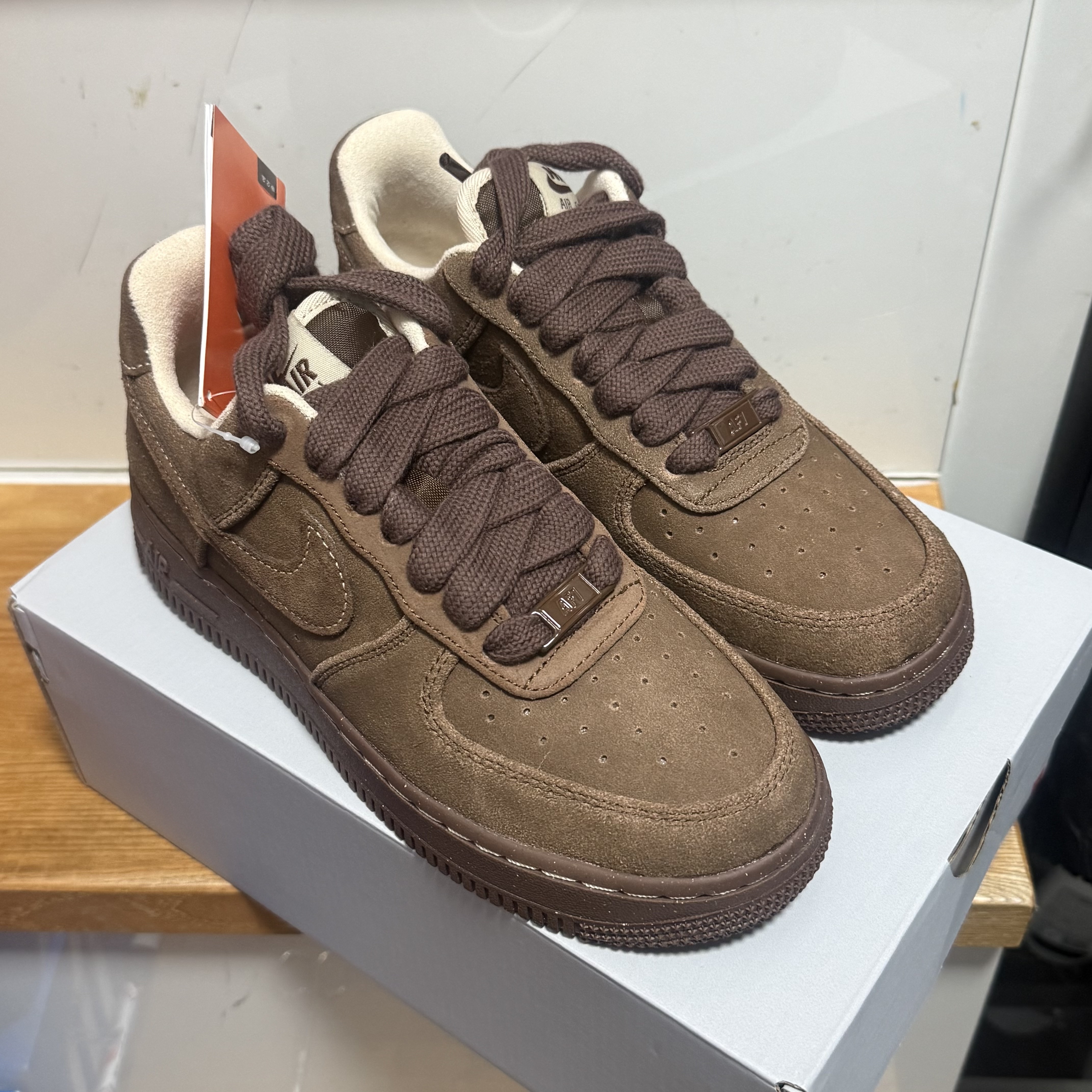 (W) Nike Air Force 1 '07 Cacao Wow 착용 스타일