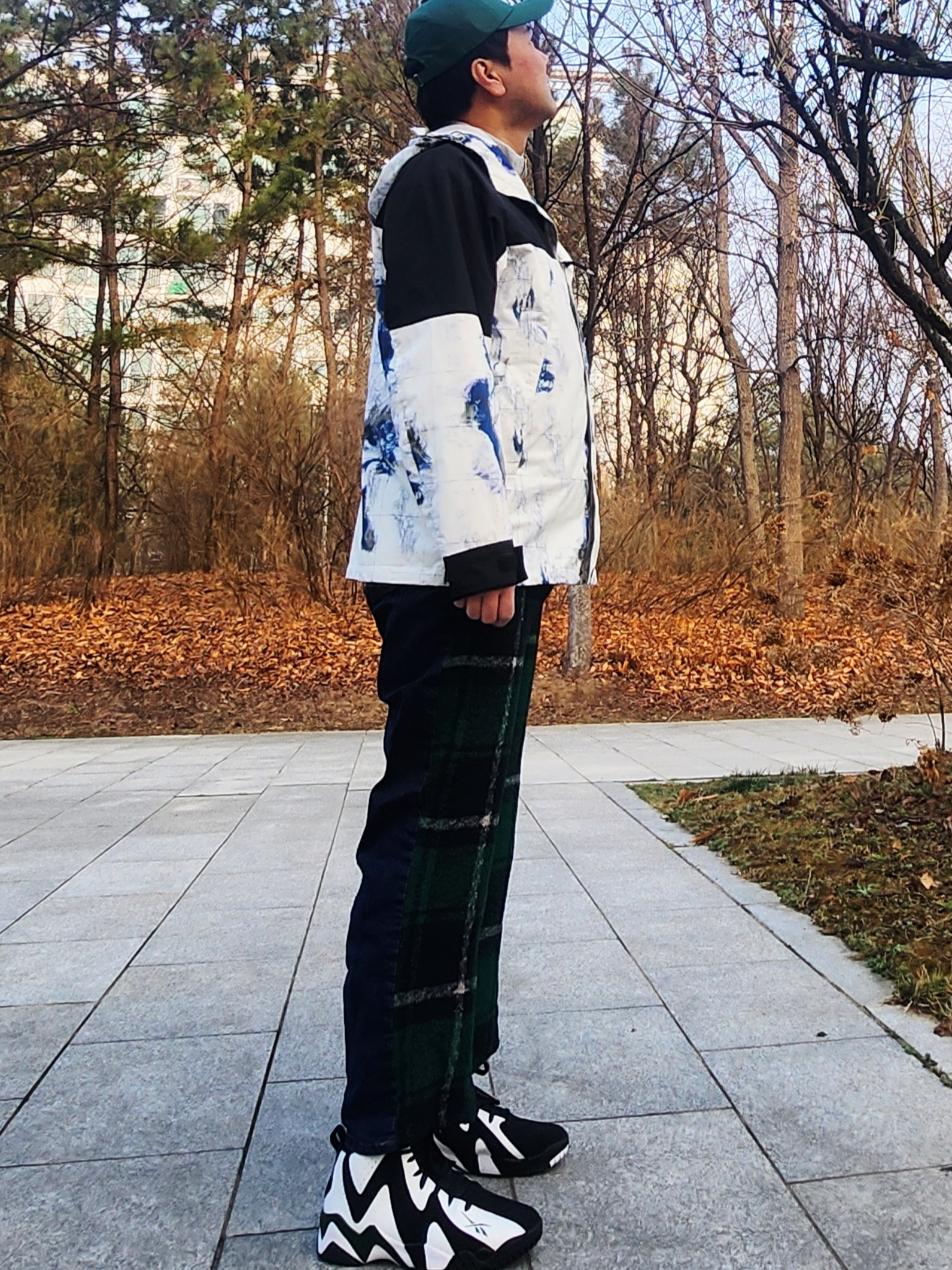 The North Face Novelty Vaiden Jacket White Sand 착용 스타일